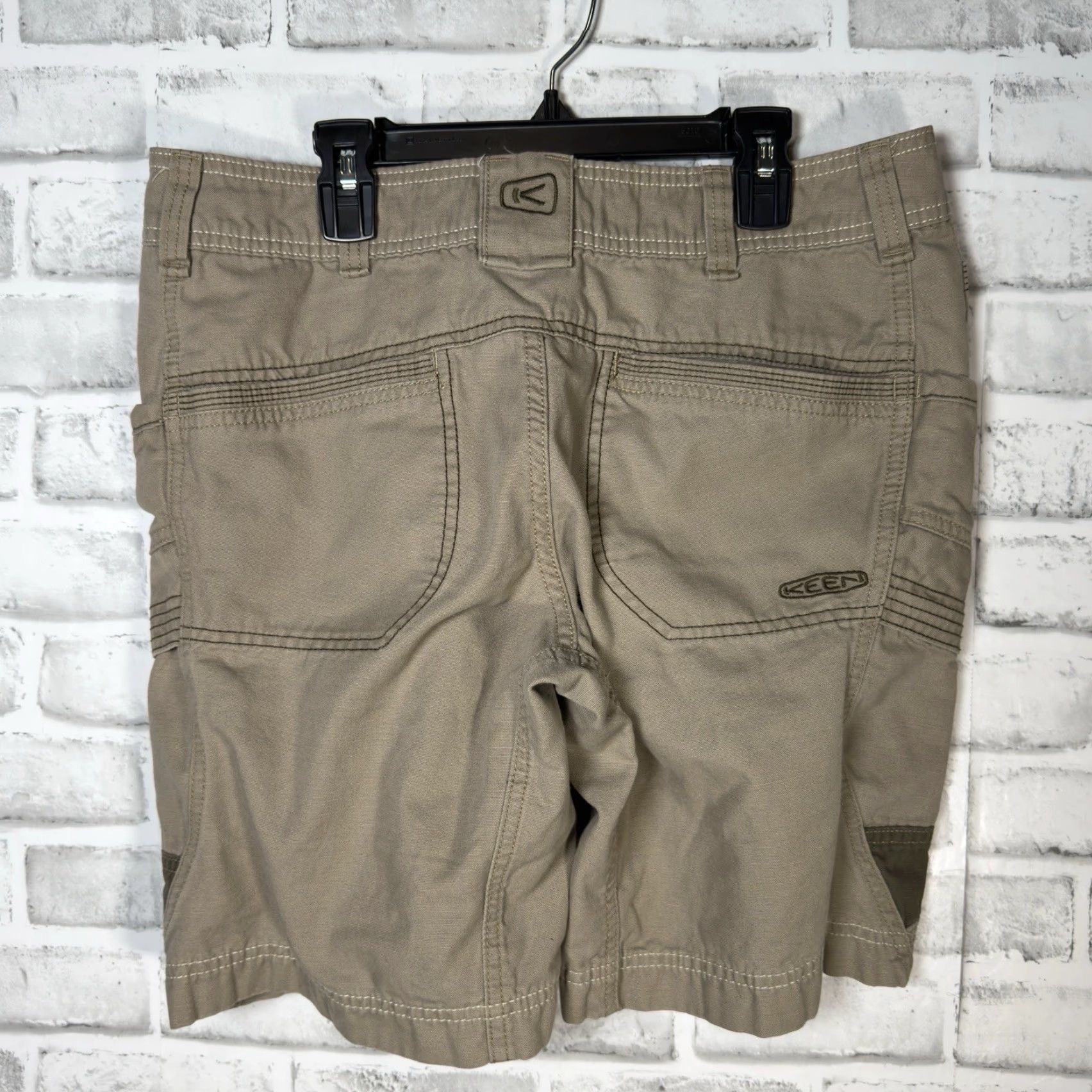 KEEN Keen Cargo Shorts Womens Size 8 100% Cotton Beige Cargo Shorts Women Beige 100% Cotton Size 30" / US 8 / IT 44 - 5 Thumbnail