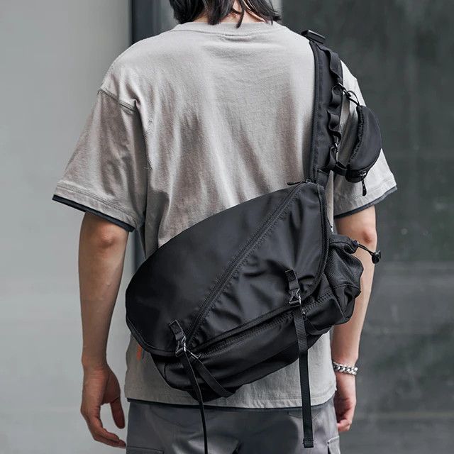 Japanese Brand Utility grunge waterproof side sling bag fanny pack Size ONE SIZE - 3 Thumbnail