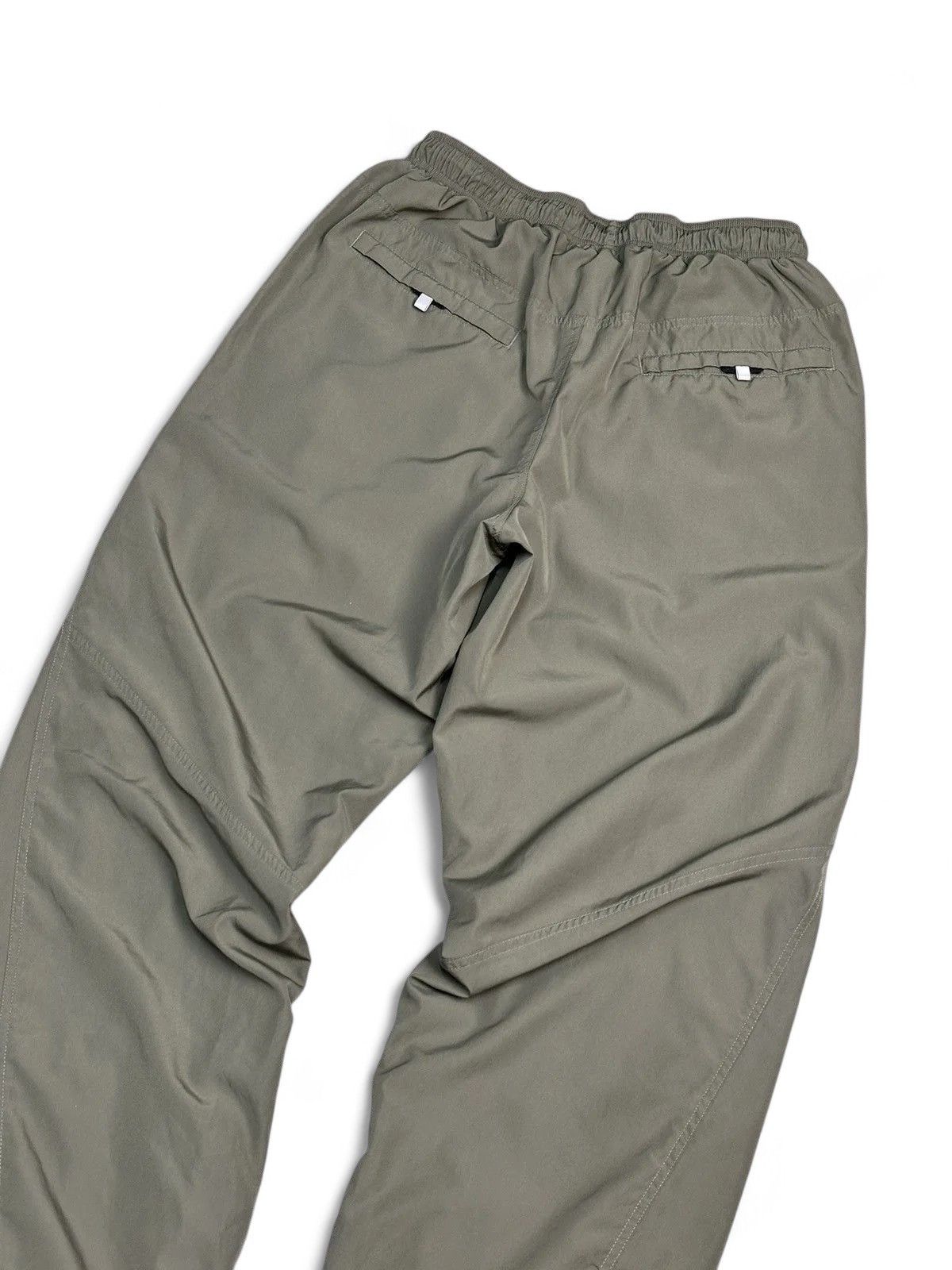 Nike ACG Nike Vintage Green Baggy Track Pants Y2K Streetwear Style Size US 34 / EU 50 - 14 Thumbnail
