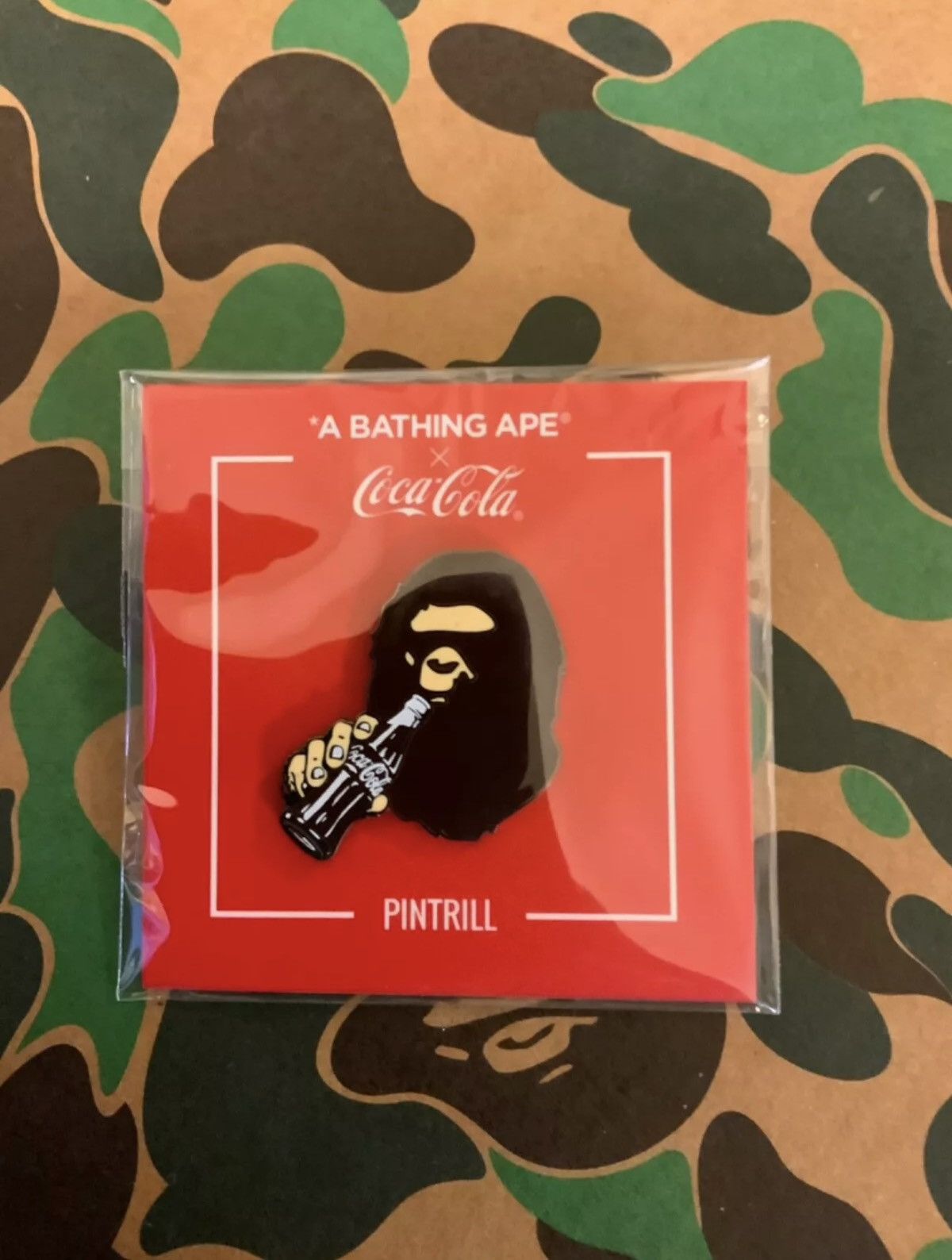 Bape BAPE x Coca Cola Ape Head Pin Size ONE SIZE - 2 Thumbnail