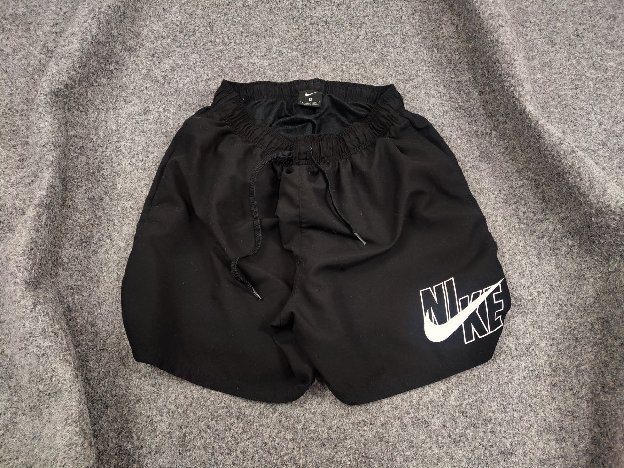 Nike Vintage Nike Black logo Casual Shorts Y2K Style Size US 32 / EU 48 - 2 Thumbnail