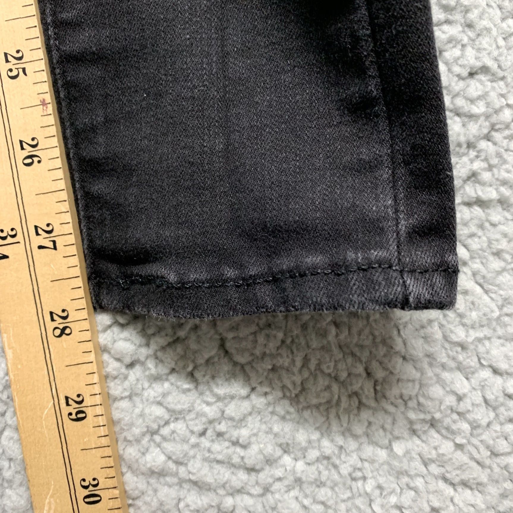 Levi's Levi's 720 Skinny Jeans Black Women’s 26W 30L Designer Distressed Levis Jeans Slim 5-Pocket Denim Mid Rise Regular Size 9, Belt Loops Womens Size 26" / US 2 / IT 38 - 7 Thumbnail