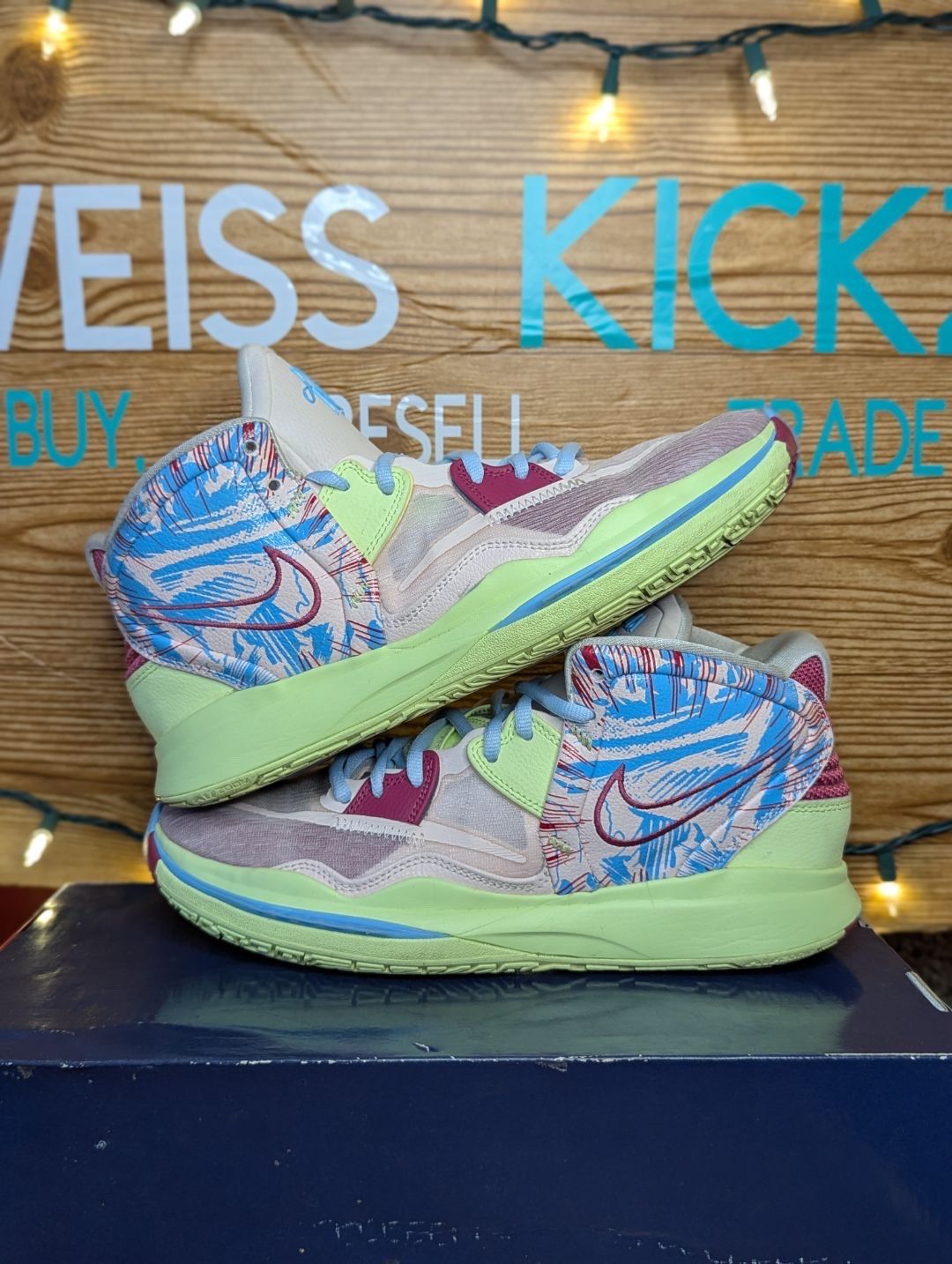 Nike Kyrie infinity 1 world 1 people Size US 10.5 / EU 43-44 - 2 Thumbnail