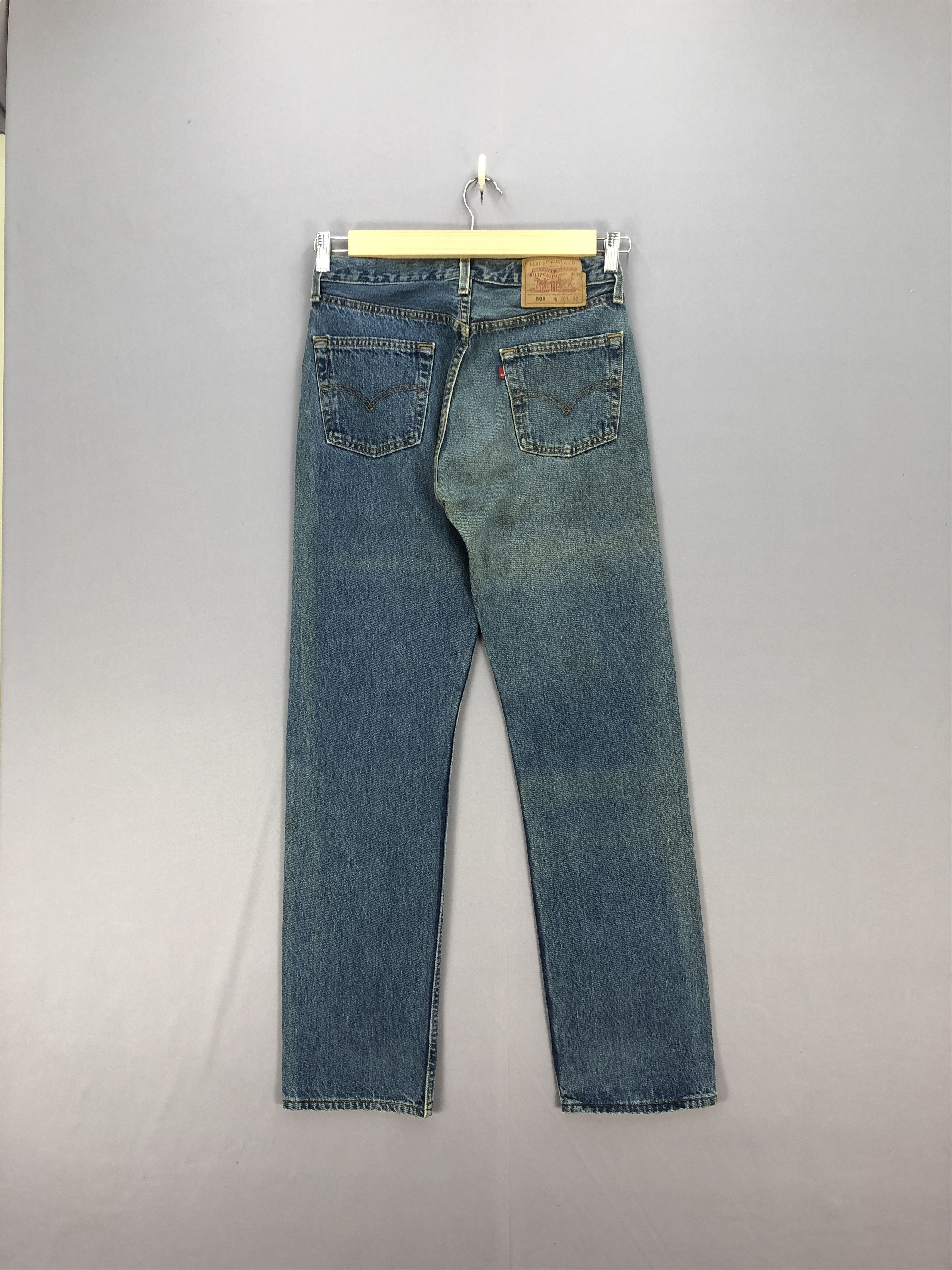 Jean × Levi's × Vintage Vintage Levis 501 Blue Jeans Levi's Faded Stone Wash Denim Size 28" / US 6 / IT 42 - 2 Thumbnail