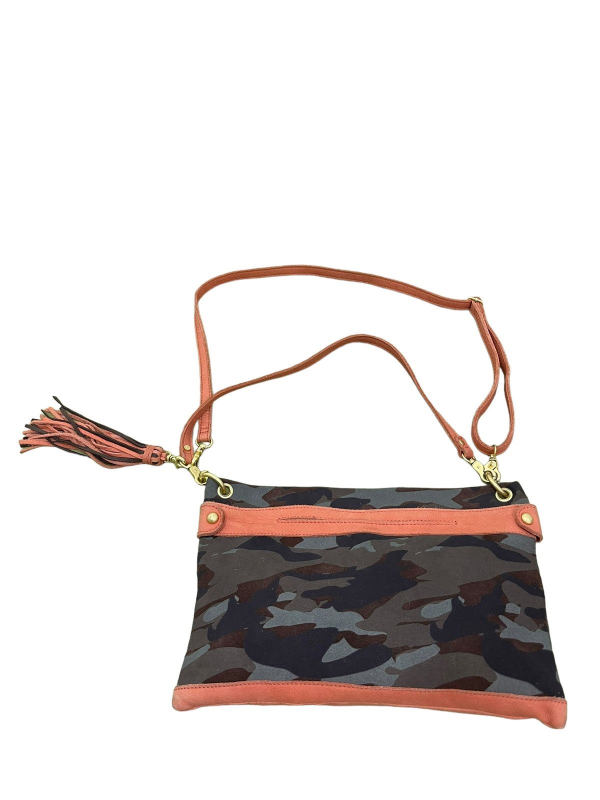 Japanese Brand Full Leather Nouer Cross Body Camo Sling Bag 2🟩 Size ONE SIZE - 4 Thumbnail