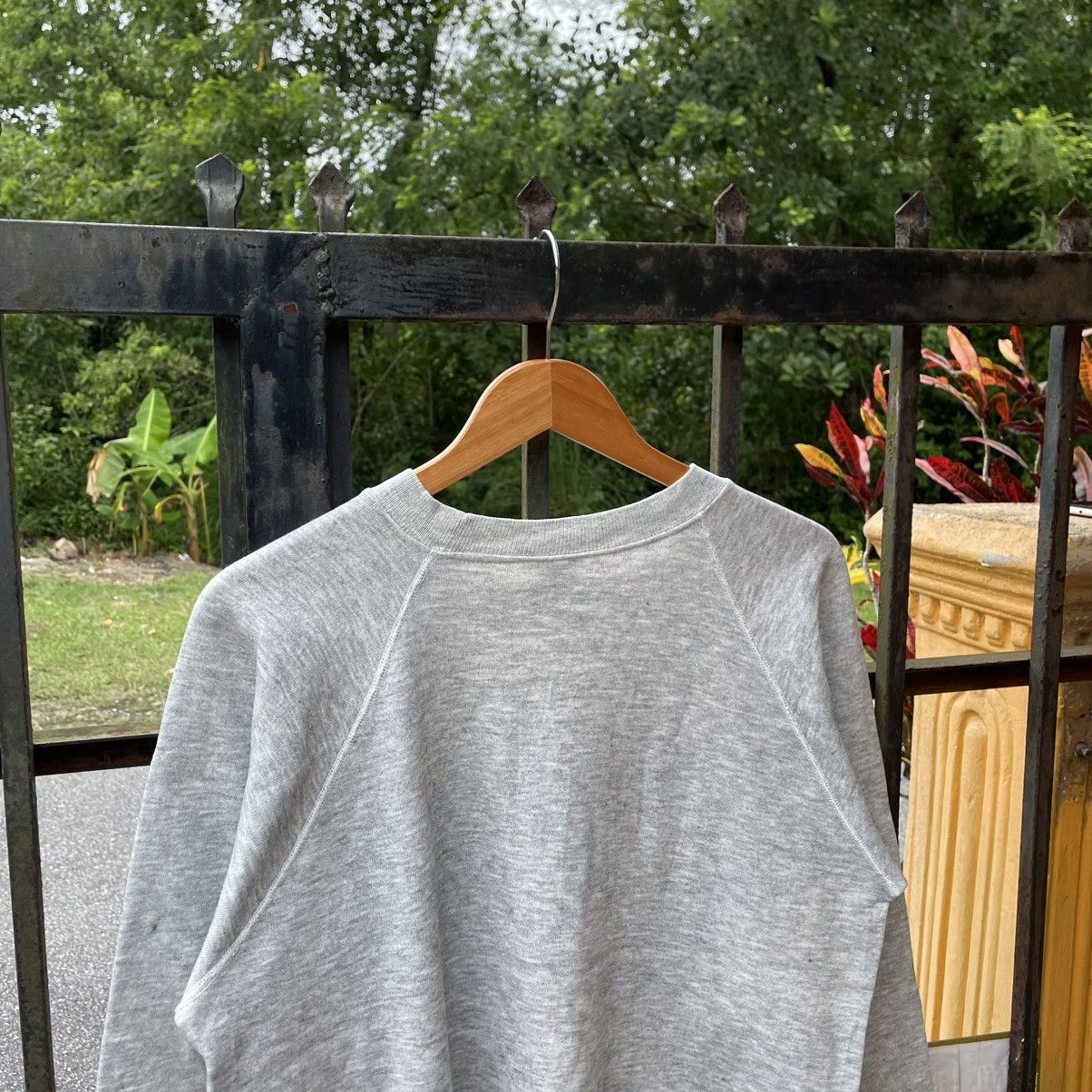 New York Yankees 🔥Vintage 80s New York Yankees Big Logo Spellout Sweatshirts Size US M / EU 48-50 / 2 - 3 Thumbnail