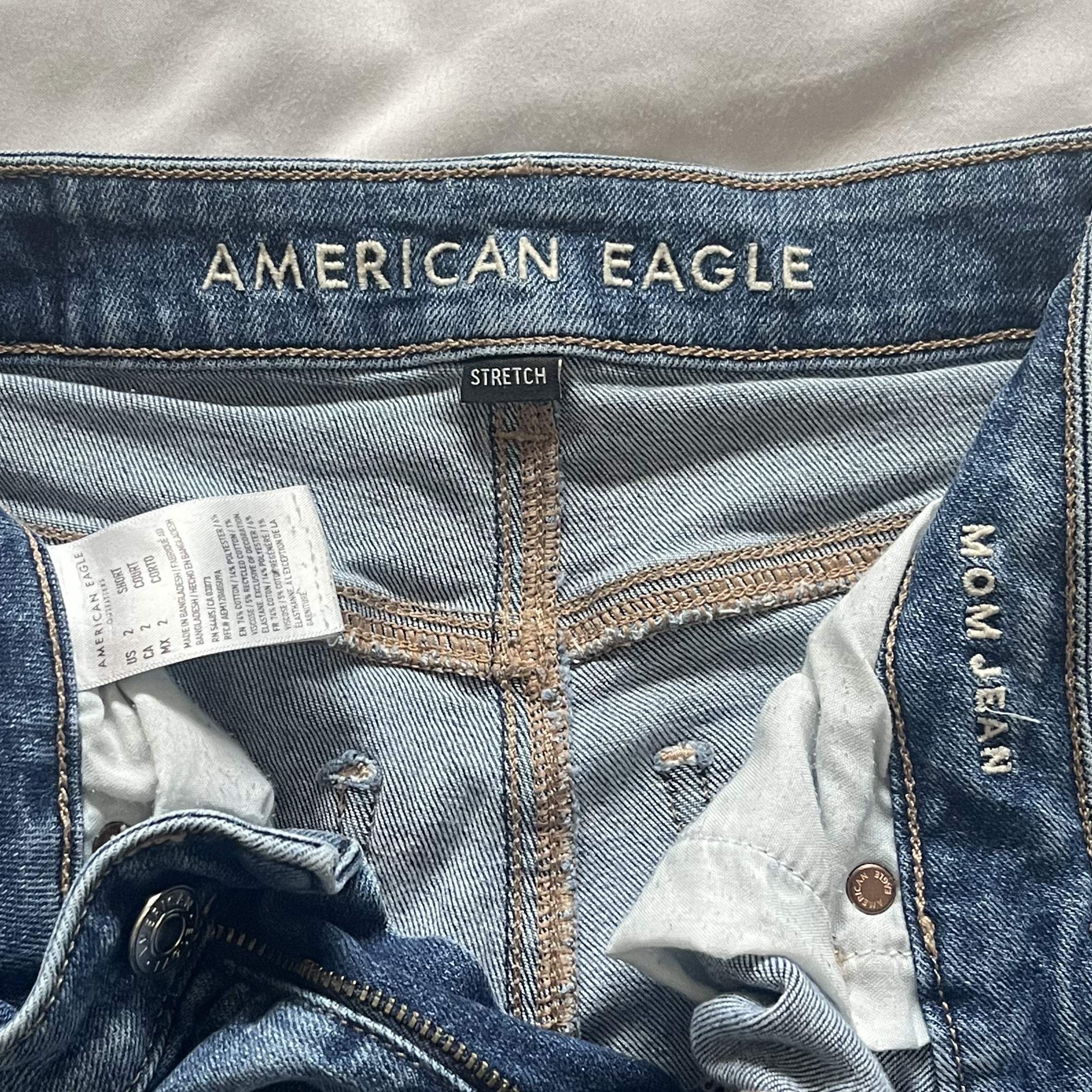 American Eagle Outfitters American Eagle Stretch Blue Jeans “Mom Jean” Size 25" / US 0 / IT 36 - 2 Thumbnail