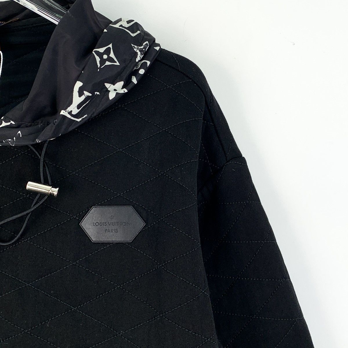 Louis Vuitton Louis Vuitton Black Cotton Hooded Logo Printed Sweatshirt Size S / US 4 / IT 40 - 3 Thumbnail