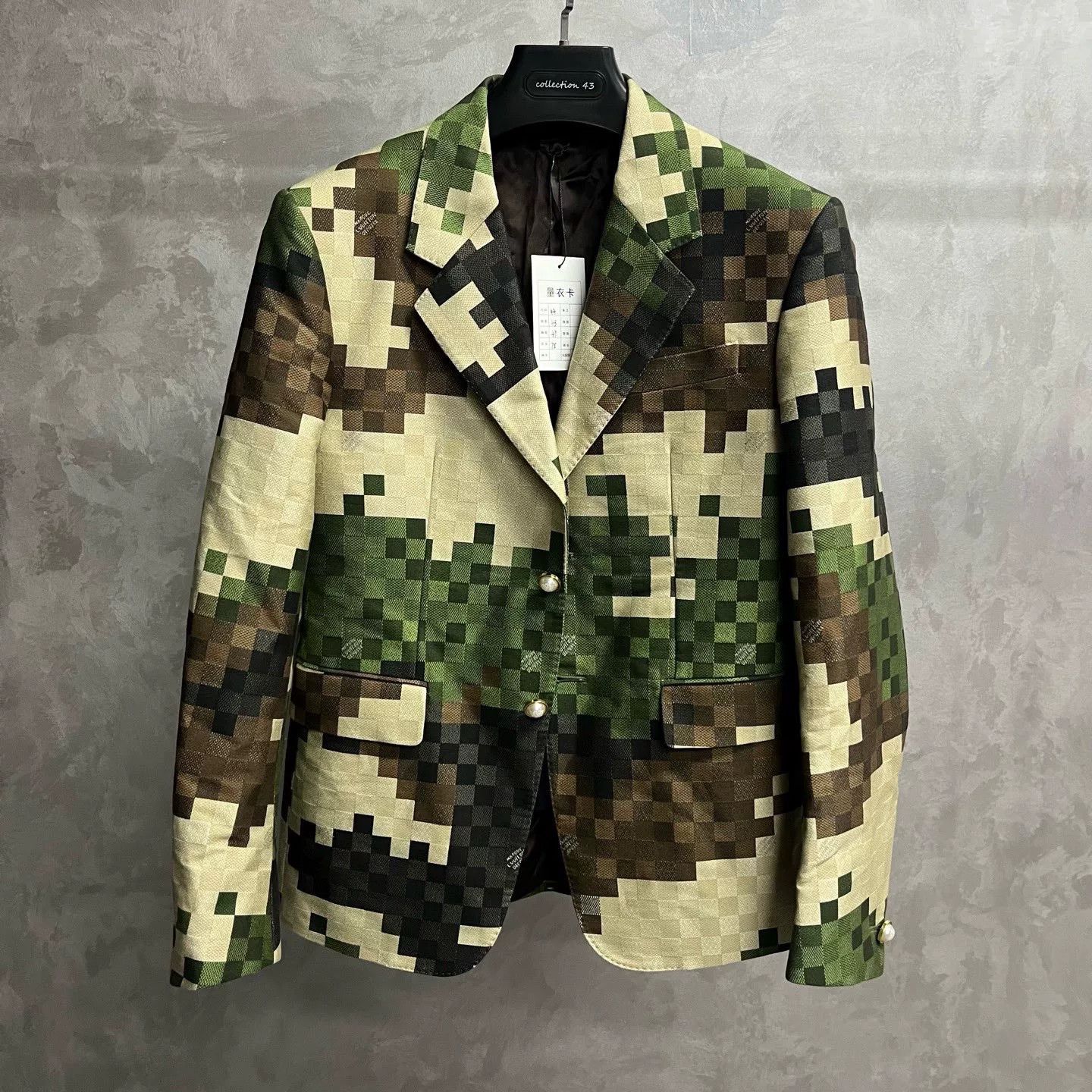Louis Vuitton Louis Vuitton Camo Plaid Multi Suit 40r Men Size 40R - 1 Thumbnail