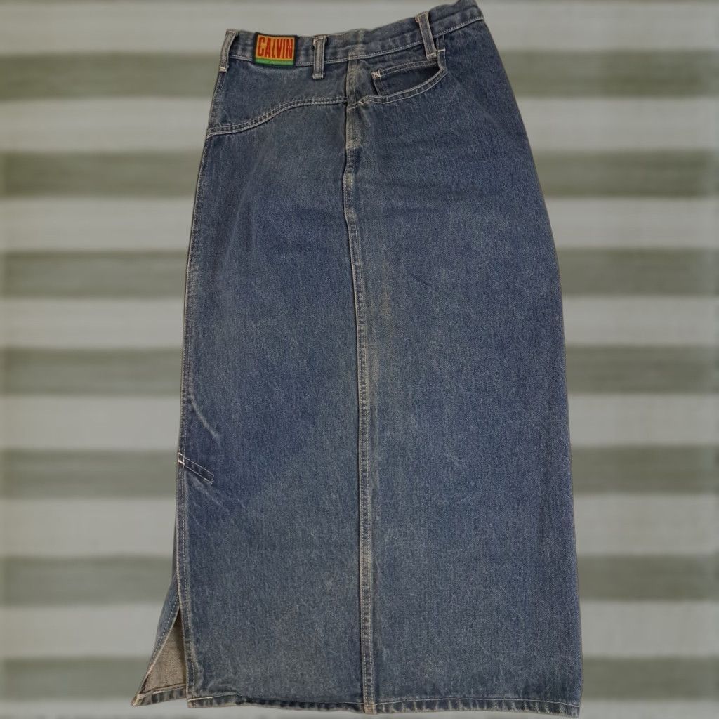 Calvin Klein VINTAGE Calvin Klein Skirt Women 32" Denim 90s Knee Length Flare Pockets Blue Regular 7/8 Size 28" / US 6 / IT 42 - 1 Thumbnail