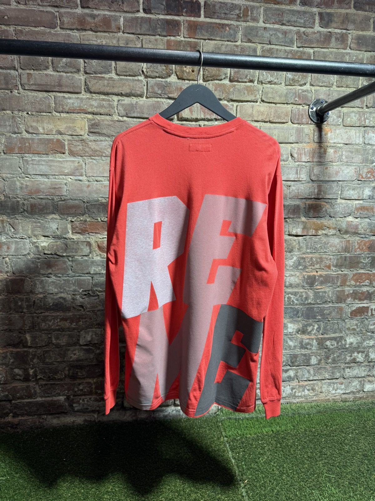 Supreme Supreme Reflective Logo L/S Sz. M Size US M / EU 48-50 / 2 - 2 Thumbnail