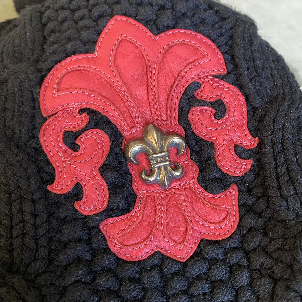 Chrome Hearts Chrome Hearts 1-of-1 Red Fleur Patch Knit Beanie Size ONE SIZE - 5 Thumbnail