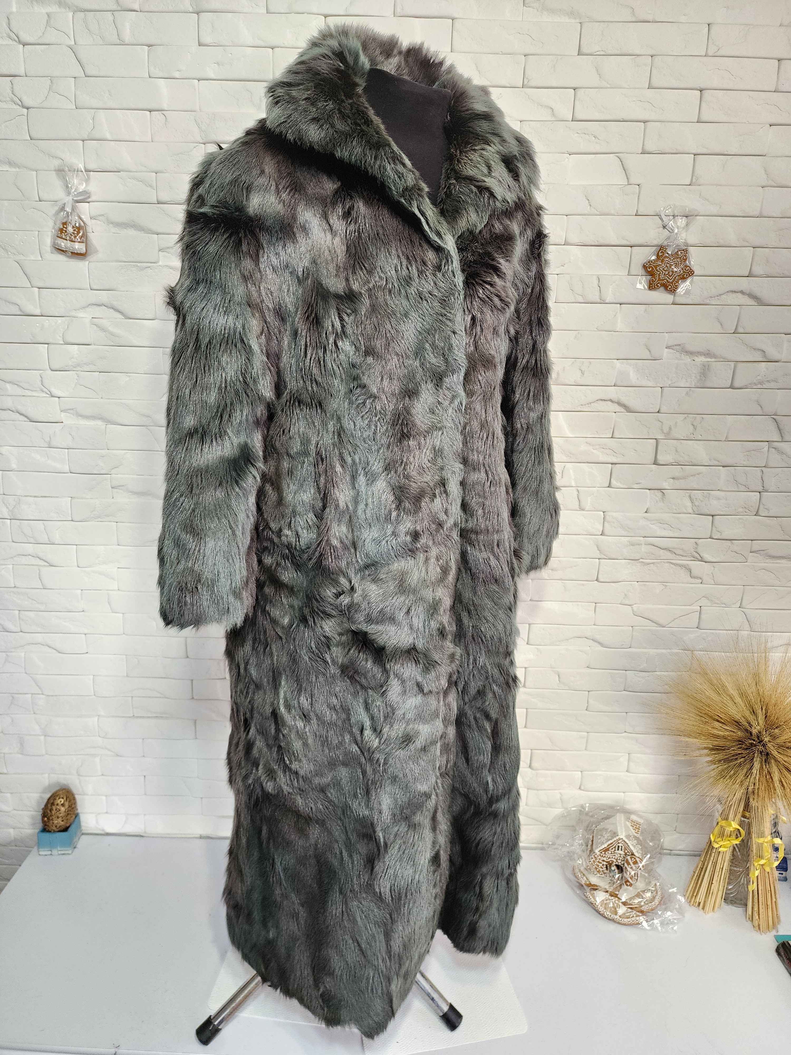 Furla Green Genuine Fur Coat: Women's Winter Coat Size XL / US 12-14 / IT 48-50 - 3 Thumbnail