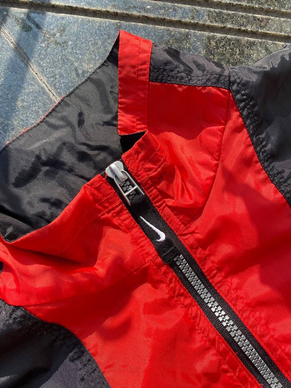 Nike × Vintage 90S NIKE RARE MULTI BIG LOGO Y2K RETRO SWOOSH NYLON JACKET Size US L / EU 52-54 / 3 - 7 Thumbnail
