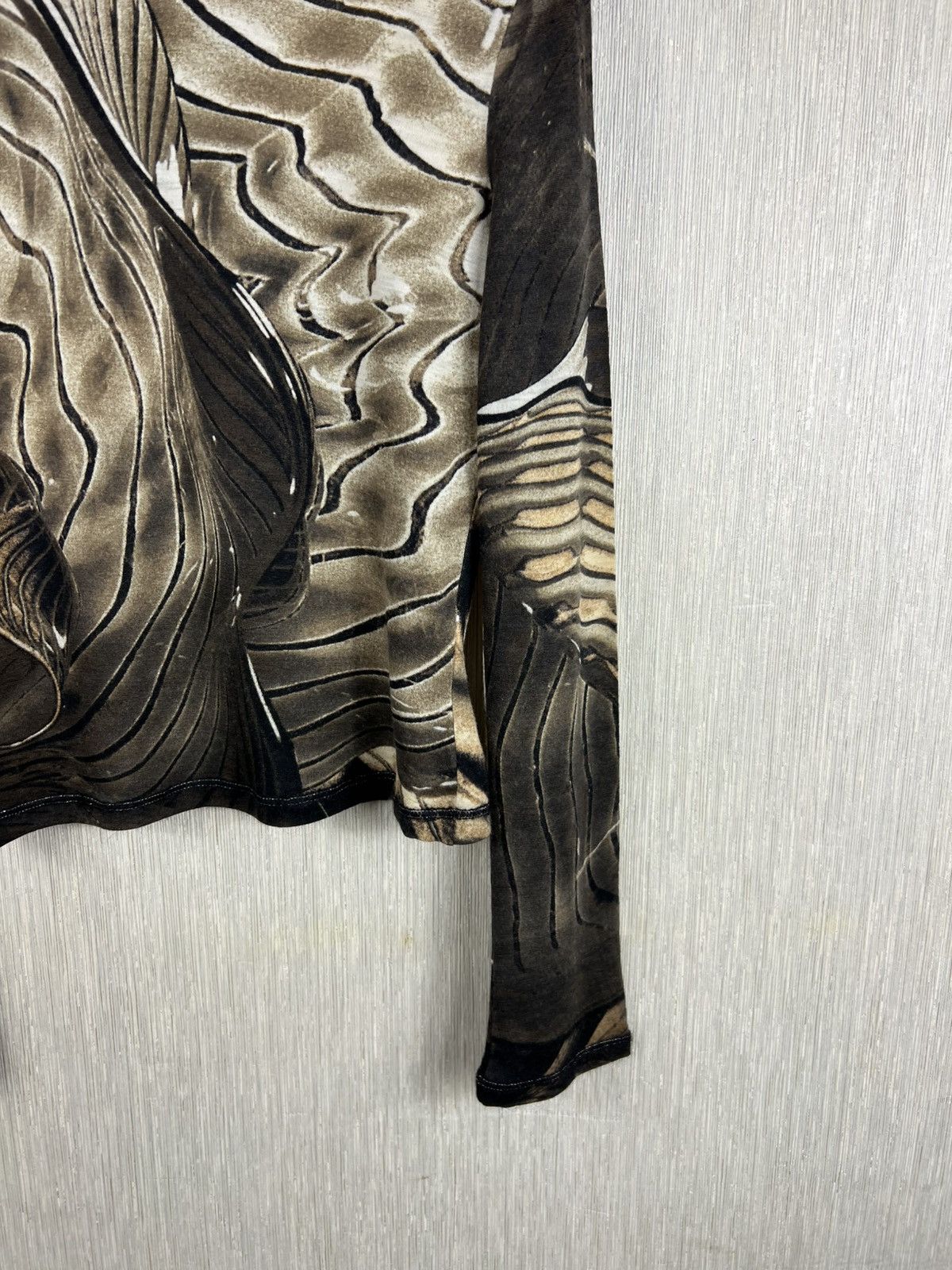 Roberto Cavalli Roberto Cavalli y2k mesh abstract spectrum full print blouse Size XS / US 0-2 / IT 36-38 - 6 Thumbnail