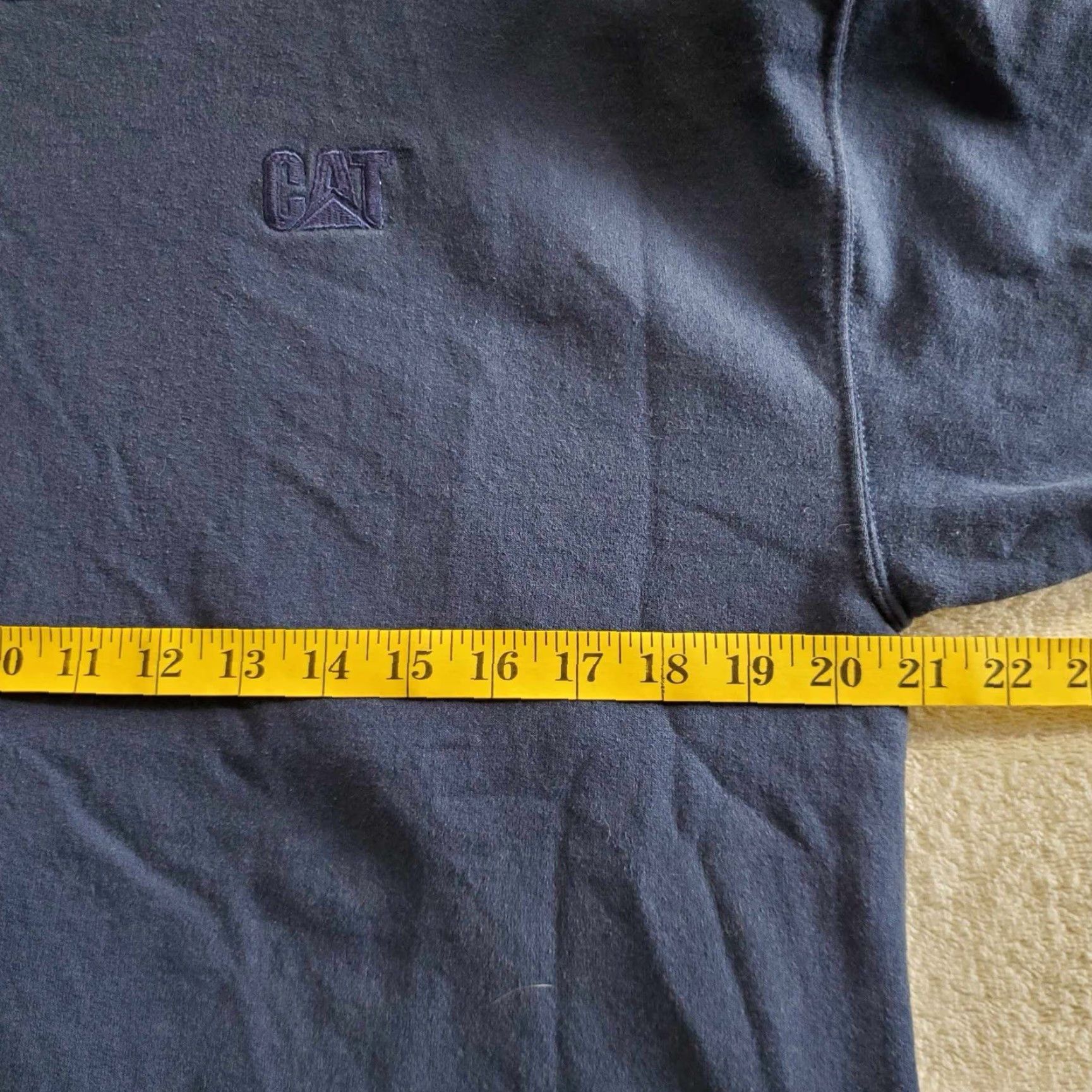 Champion VINTAGE CAT Equipment Sweater Mens M Blue Y2K Champion Sweatshirt Pullover Size M Regular Top Boys Girls Mens Size US M / EU 48-50 / 2 - 5 Thumbnail