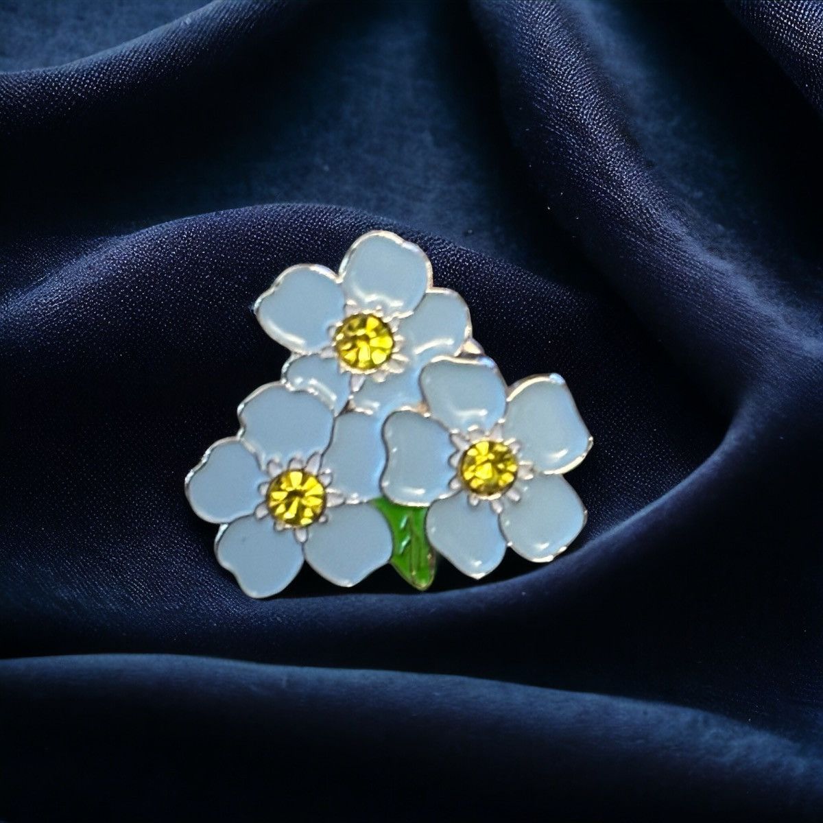 Vintage Vintage enamel flowers tac pin Size ONE SIZE - 1 Thumbnail