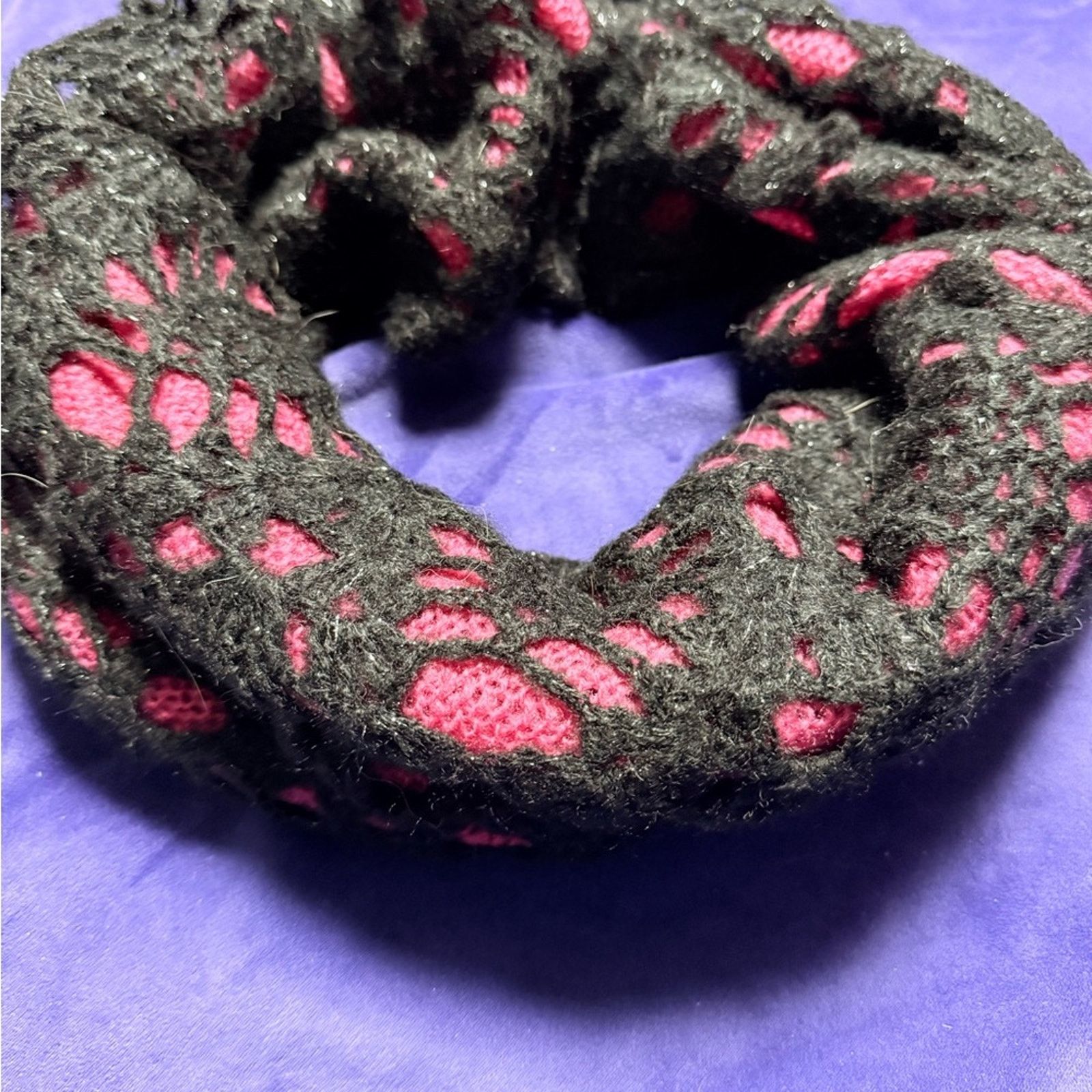 Betsey Johnson Betsey Johnson Black Pink Silver Thread Lace Pattern Scarf Size ONE SIZE - 7 Thumbnail