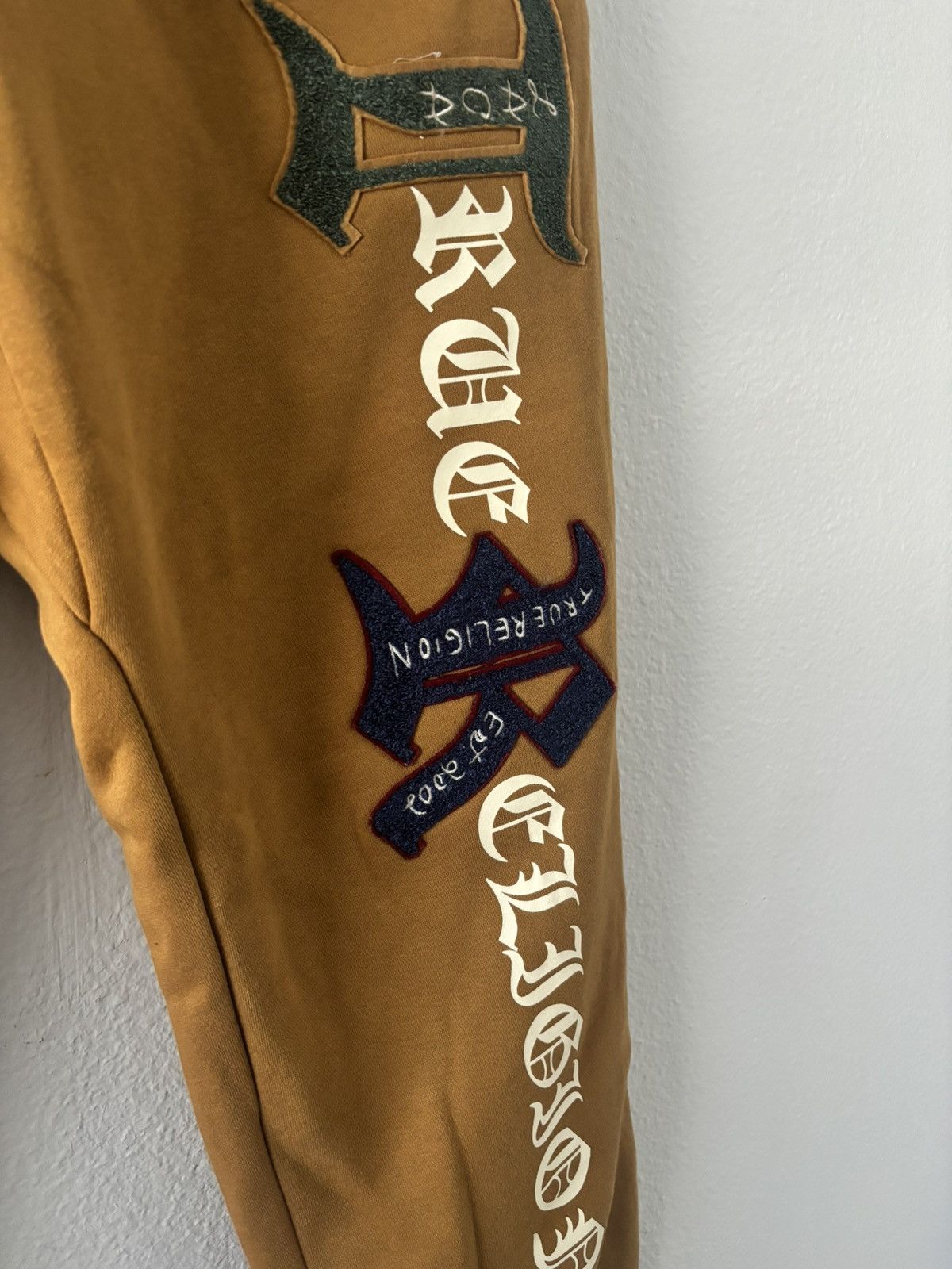 True Religion Embro Patch True Religion Sweatpants Size US 31 - 3 Thumbnail