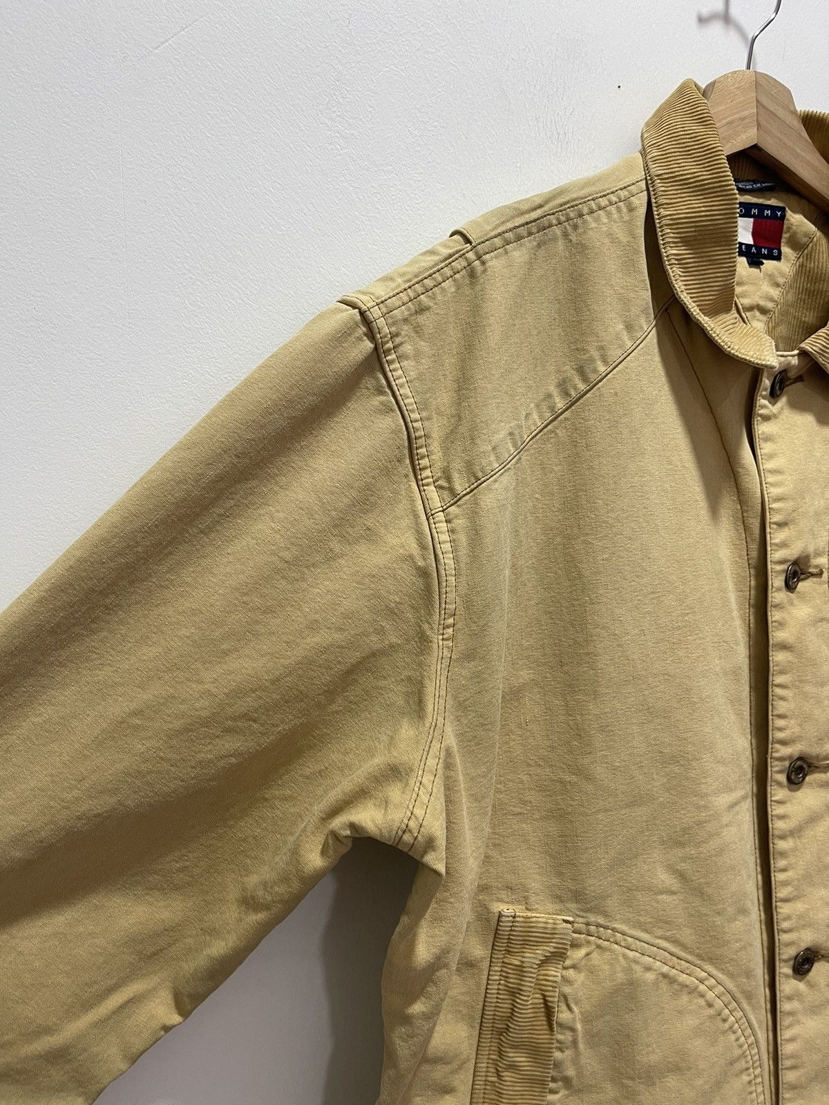 Tommy Hilfiger DISTRESSED TOMMY HILFIGER KHAKI TRASHED VINTAGE JACKET Size US L / EU 52-54 / 3 - 5 Thumbnail
