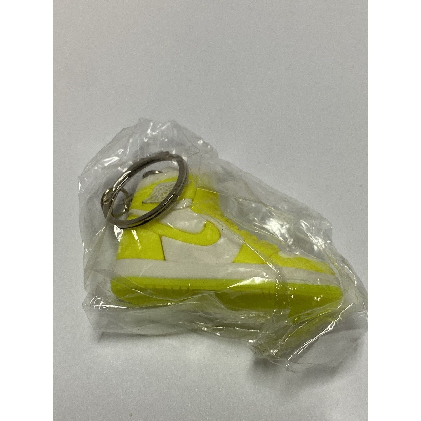 Nike New Mini 3D AIR JORDAN sneaker shoe keychain Yellow/White Size ONE SIZE - 2 Thumbnail