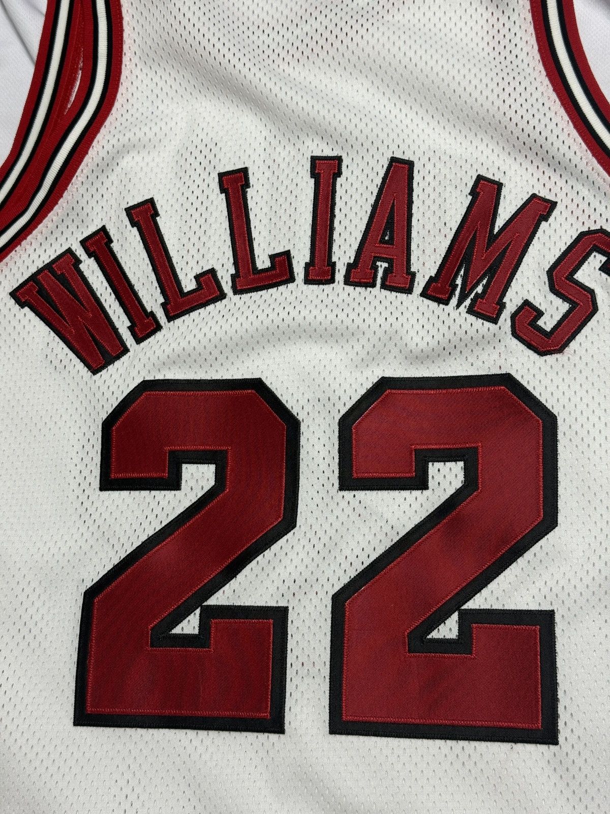 Nike 2001 Sz40 Nike Jay Williams authentic jersey chicago bulls Size US M / EU 48-50 / 2 - 5 Thumbnail