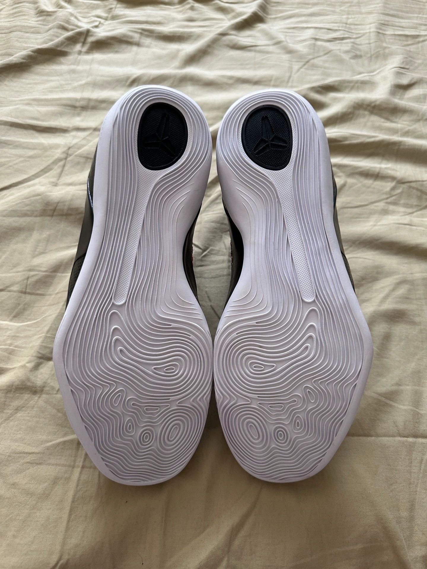 Nike Nike Kobe 9 Elite Low HTM ID 44 New Unique Color Size US 11 / EU 44 - 6 Thumbnail