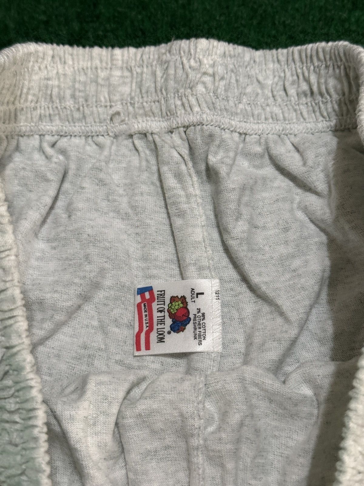 Fruit Of The Loom Fruit Of The Loom 90s Cotton Gray 28/30 Shorts Pockets 6” Size US 30 / EU 46 - 2 Thumbnail