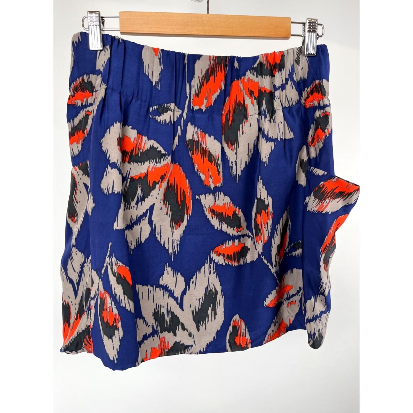 Dolce Vita Dolce Vita Skirt Womens XL Bubble Multicoor Silk Floral Pockets Short Mini Multicolor Slatch Stratch Size 40" / US 18 - 3 Thumbnail