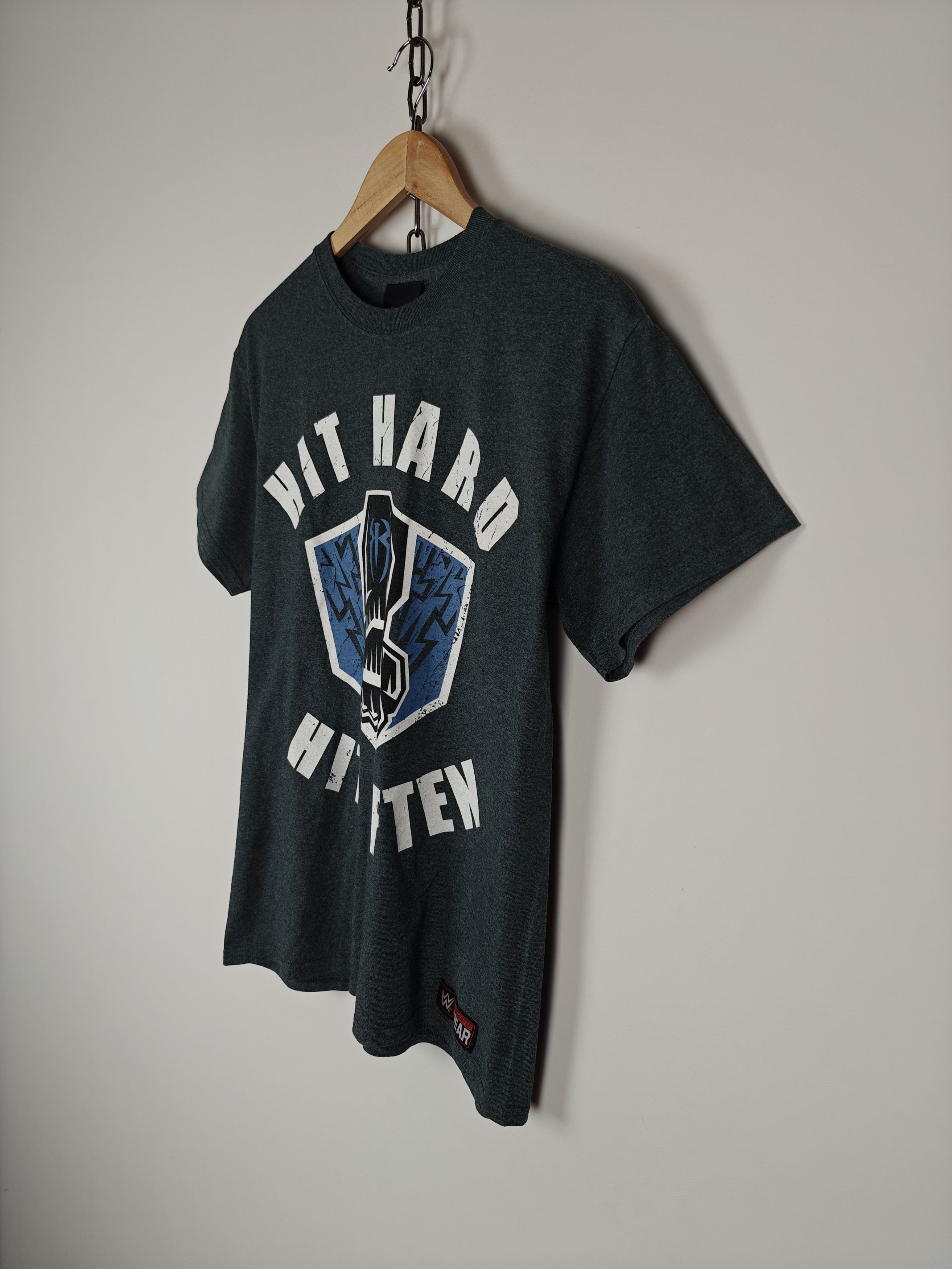 WWE WWE T-Shirt Merch Roman Reigns Hit Hard Gray size M Size US M / EU 48-50 / 2 - 9 Thumbnail