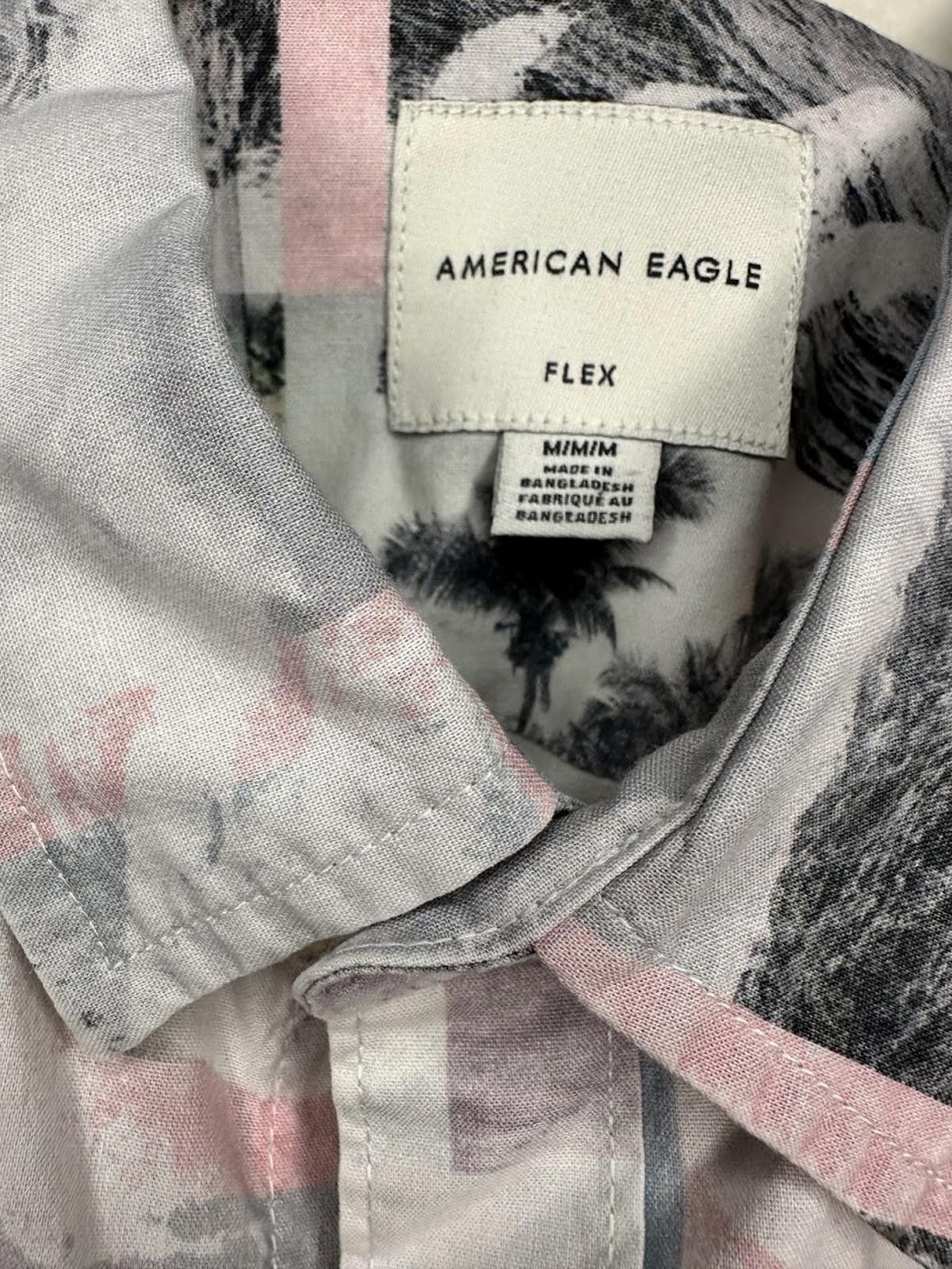 American Eagle Outfitters American Eagle Palm Print Shirt - Sz. M Size US M / EU 48-50 / 2 - 3 Thumbnail