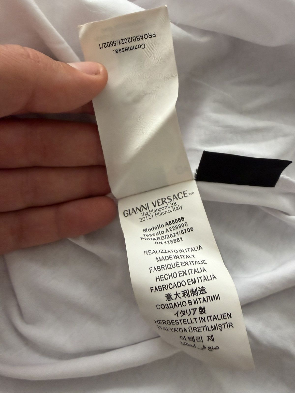 Versace Versace Medusa Embroidery Logo T-Shirt Size US L / EU 52-54 / 3 - 8 Thumbnail