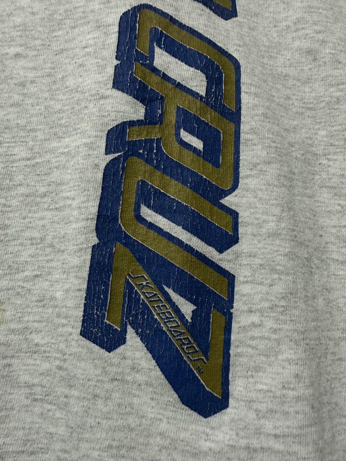 Santa Cruz Skateboards × Vintage Vintage 90s Santa Cruz Skateboard Distressed Tee Size US L / EU 52-54 / 3 - 3 Thumbnail