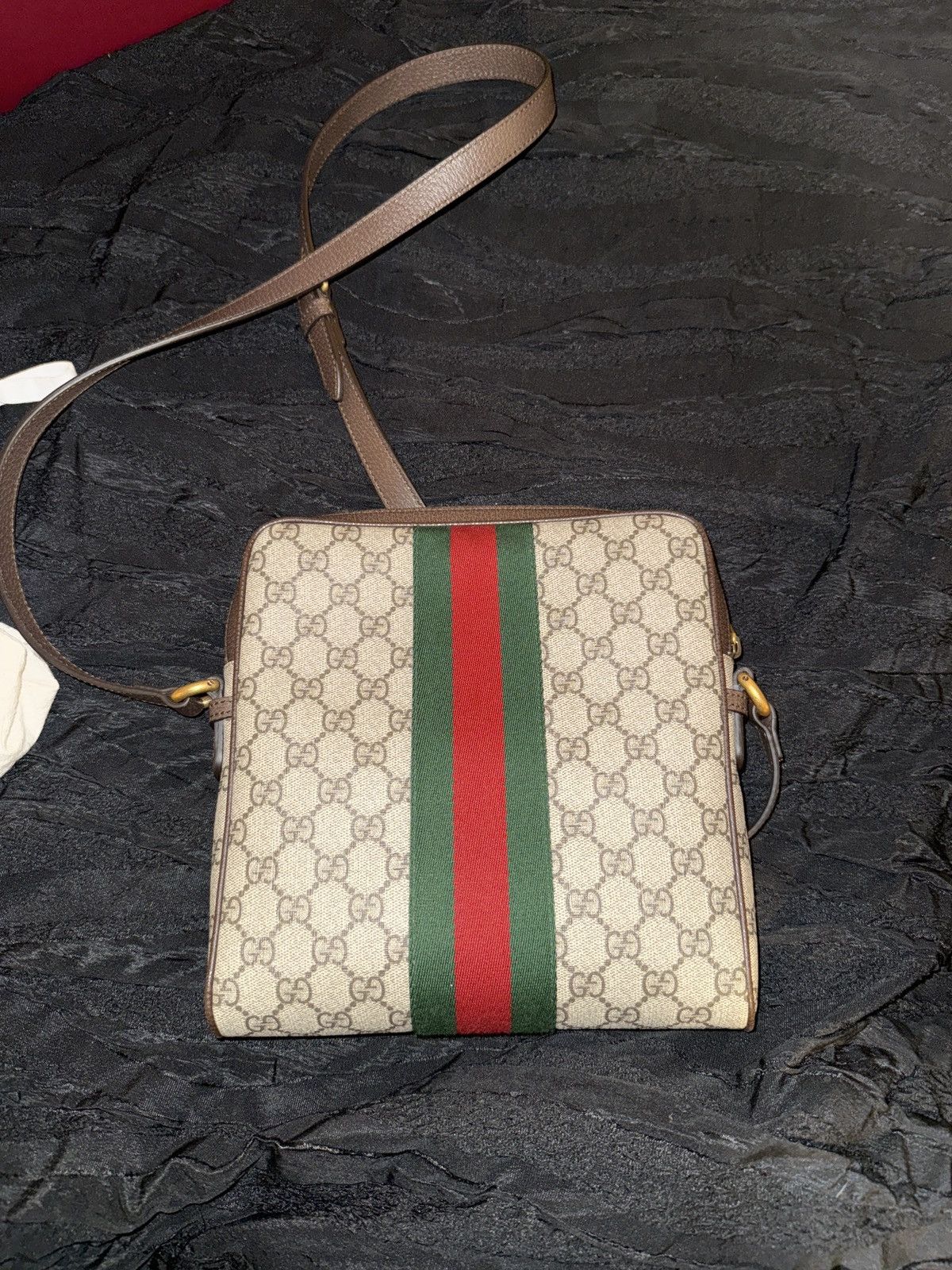 Gucci 2025 GUCCI SIDE BAG WORN 2X BEST CONDITION Size ONE SIZE - 3 Thumbnail