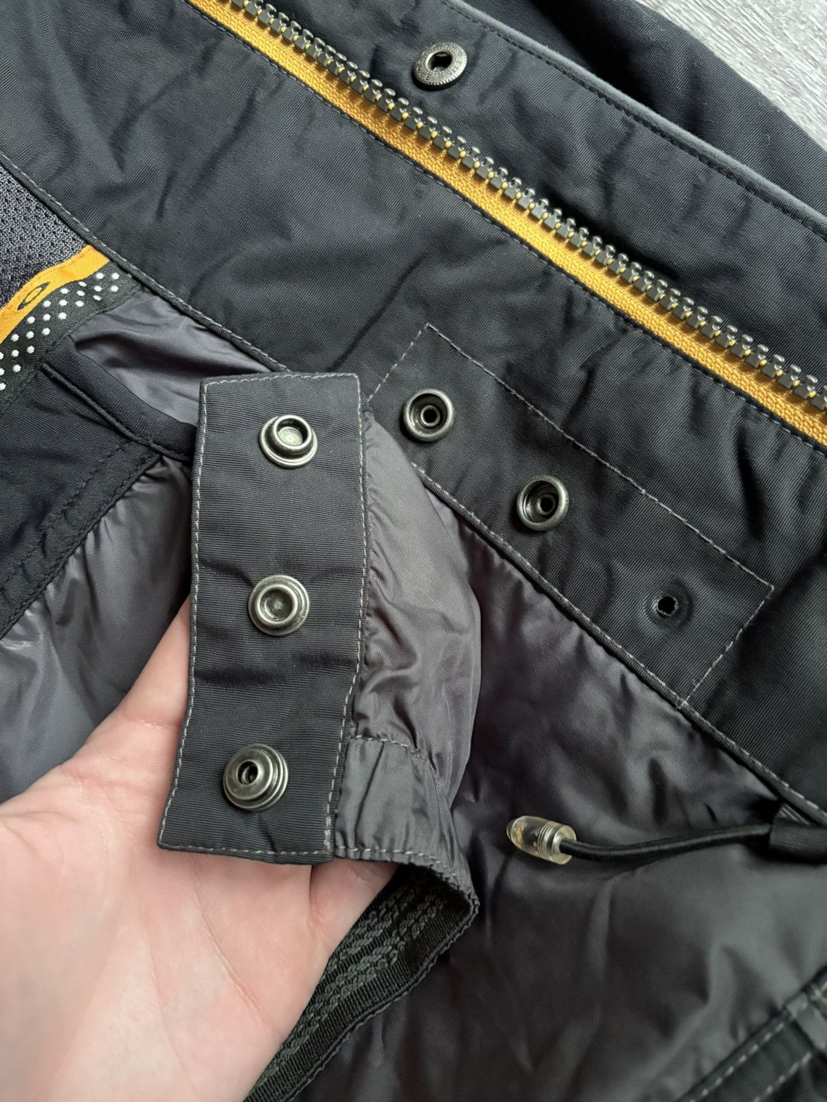 Oakley Vintage Oakley Softwear Hooded Outdoor Jacket Size US L / EU 52-54 / 3 - 8 Thumbnail