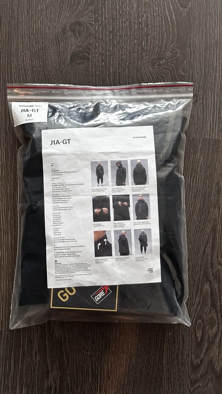 Acronym Acronym J1A-GT Size US M / EU 48-50 / 2 - 6 Thumbnail