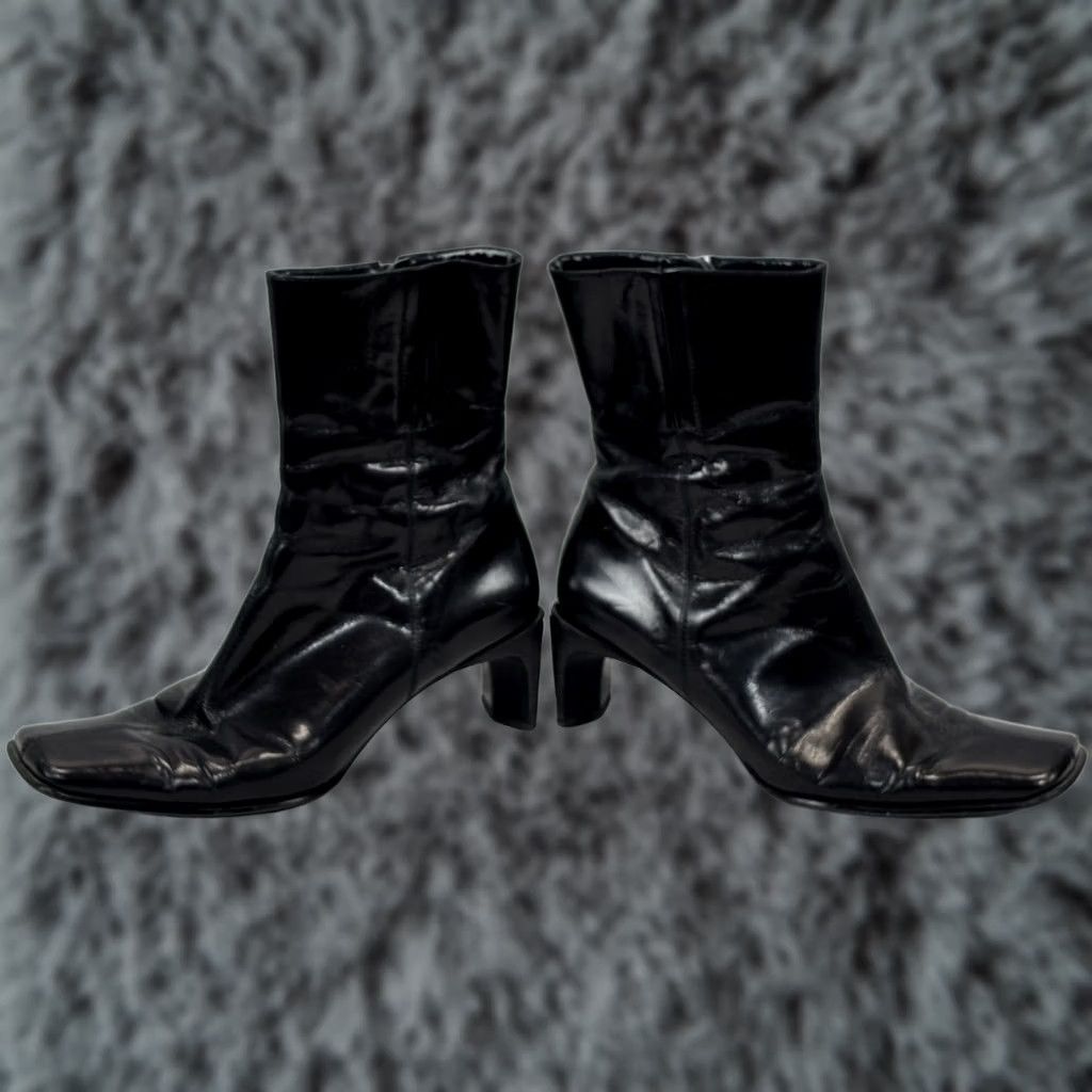 Nine West VINTAGE Nine West Boots Women’s 7 M Black Ankle Block Heel Square Toe Bootie Witchy Y2K Goth Grunge Leather Zip Size US 7 / IT 37 - 1 Thumbnail