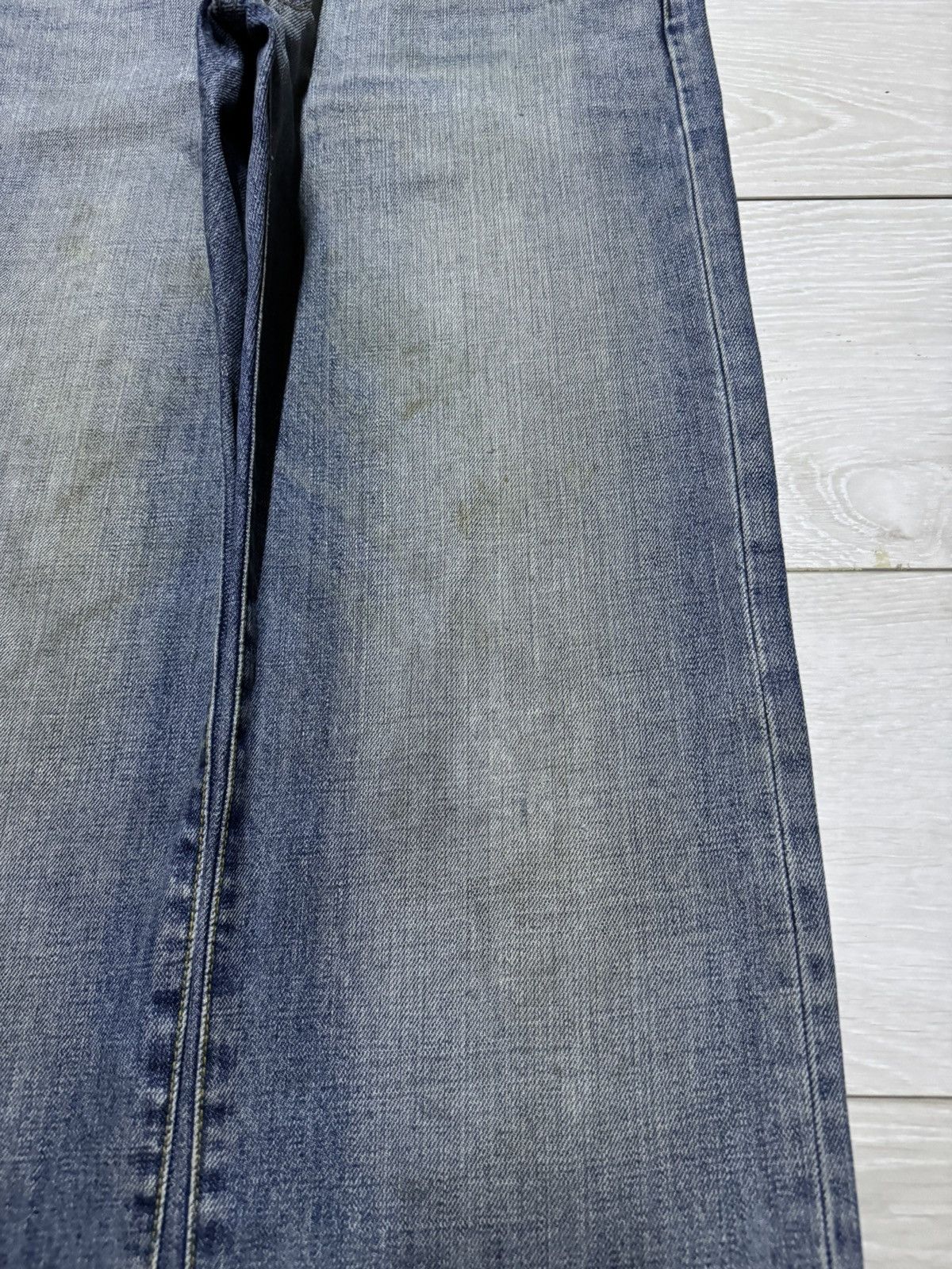 Uniqlo Vintage Japanese Brand Uniqlo Ring Light Wash Loose Jeans Size US 31 - 8 Thumbnail
