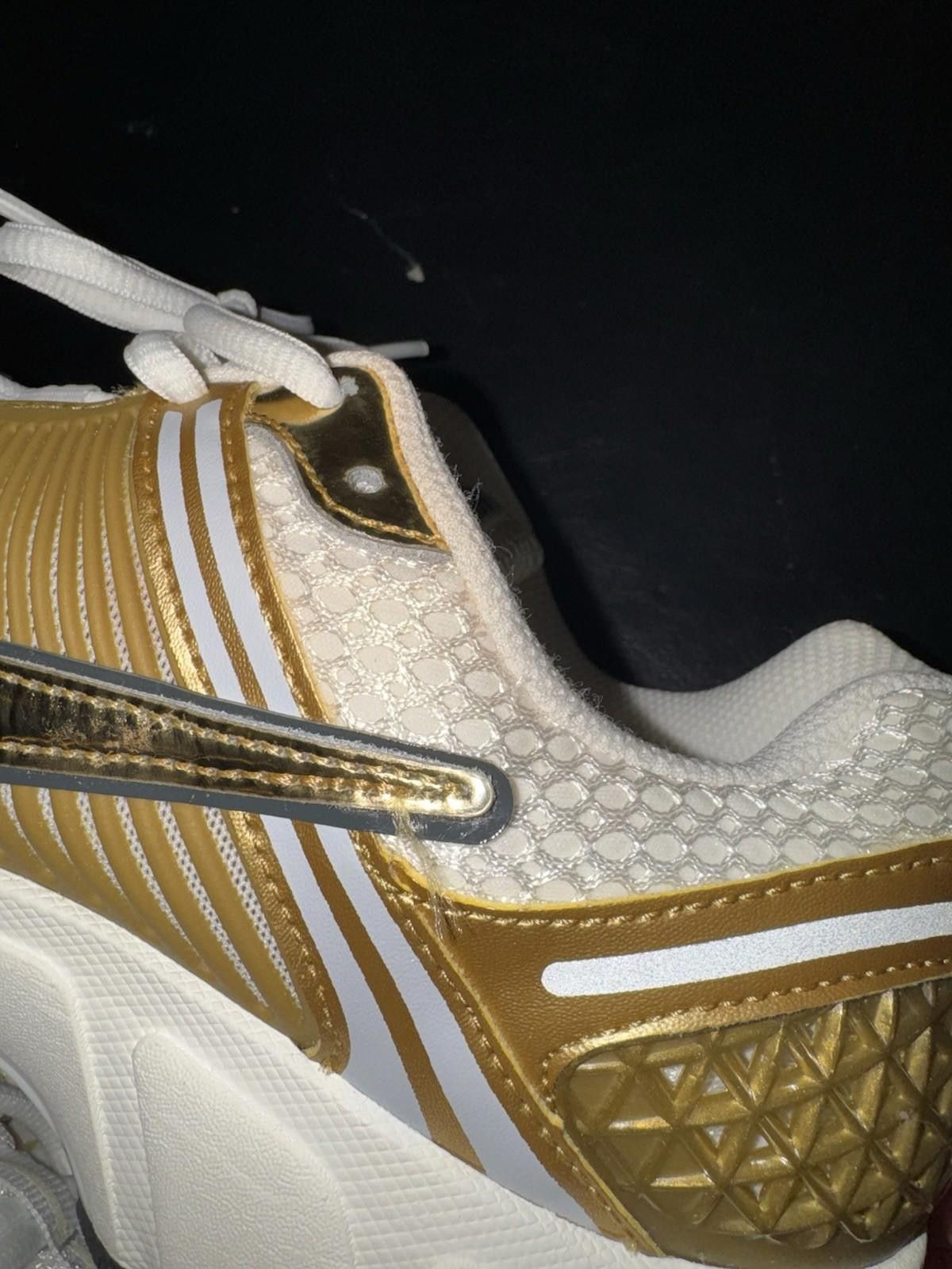 Nike Size 11(9.5M) - Nike Air Zoom Vomero 5 Metallic Gold W Size US 11 / IT 41 - 3 Thumbnail