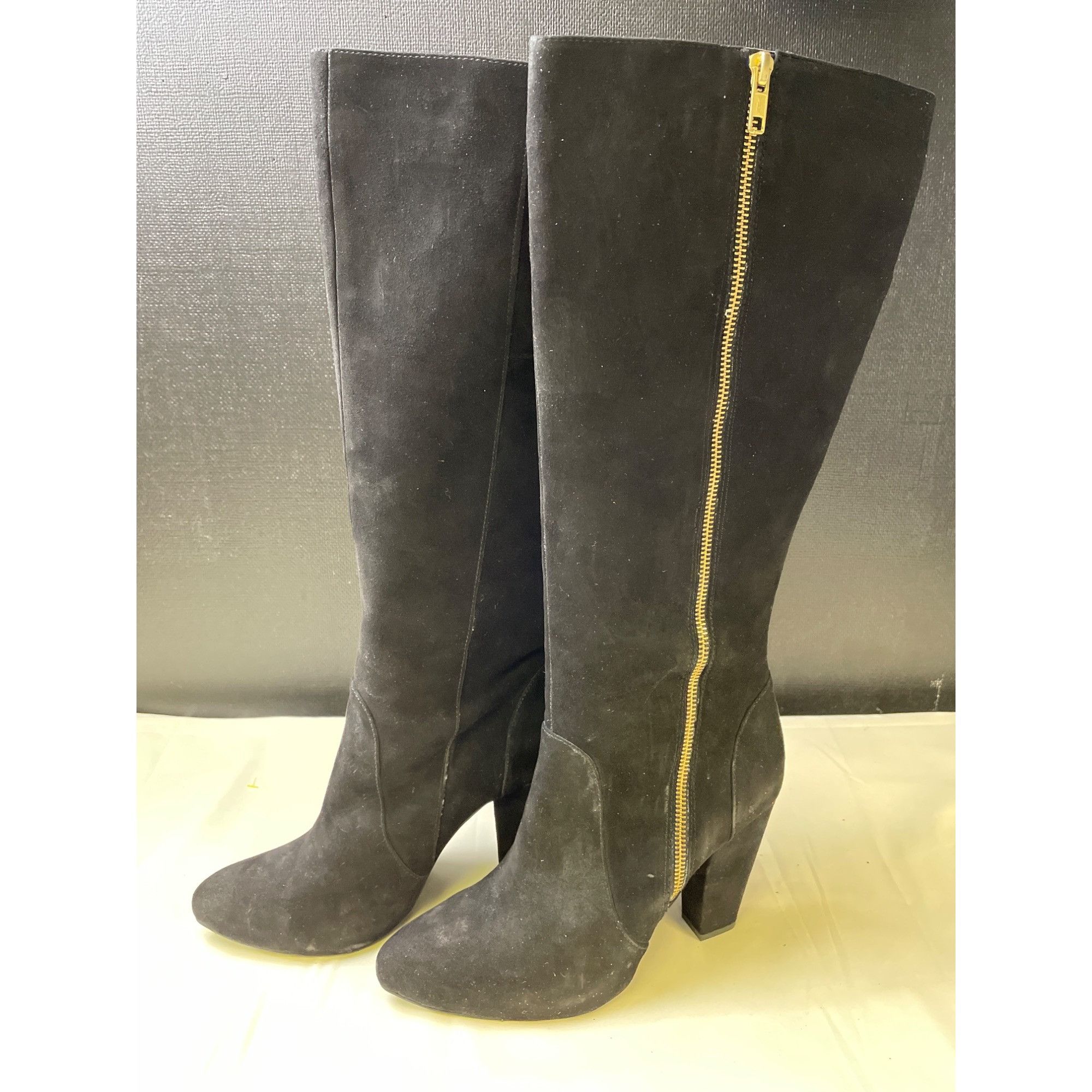 Steve Madden Steve Madden Suede High Heel 4.5" Boots Shoes Zipper up Size Size US 9.5 / IT 39.5 - 1 Thumbnail