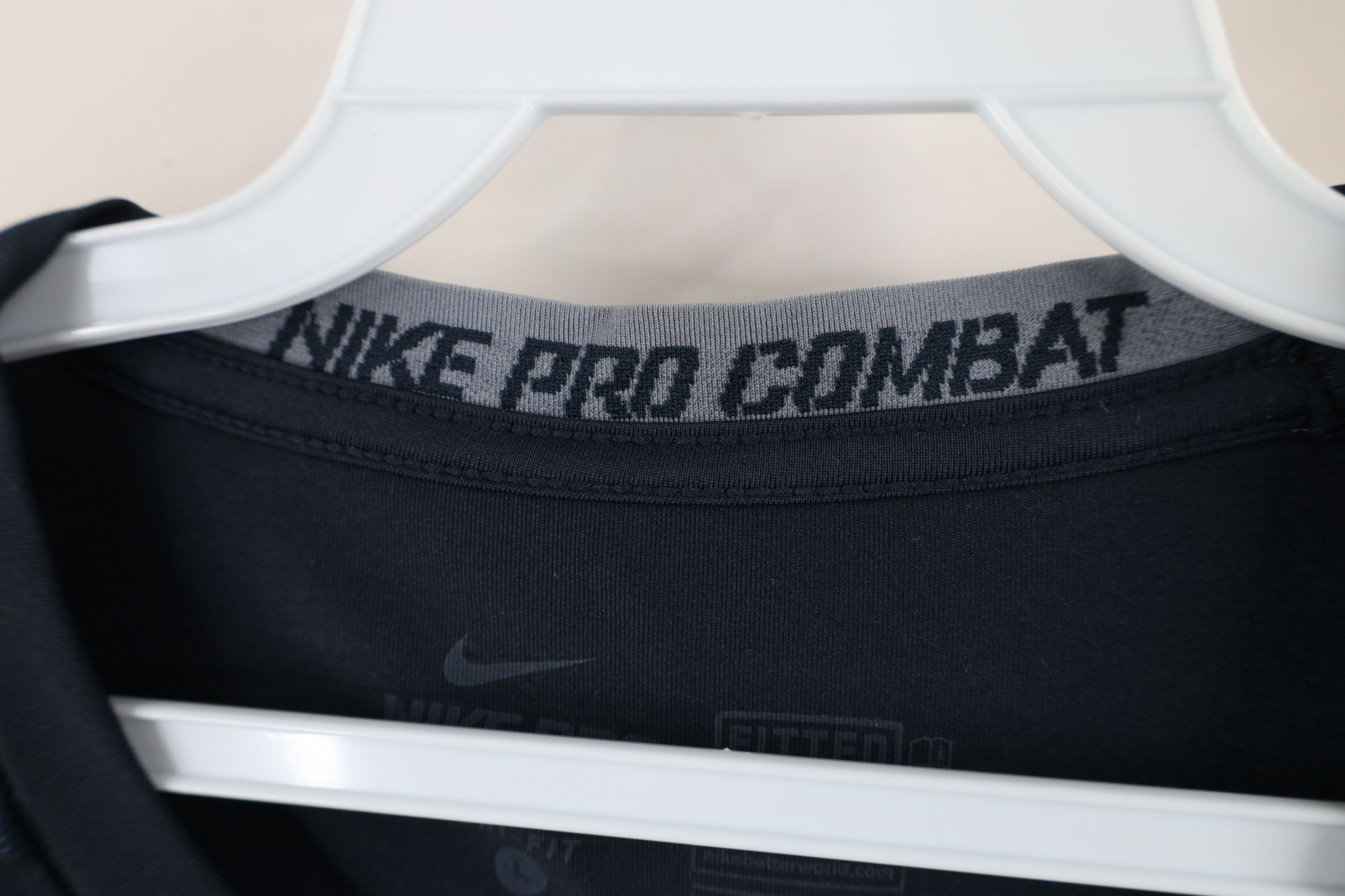 Nike × Vintage Nike Pro Combat Fitted Long Sleeve Training T-Shirt Blue Size US L / EU 52-54 / 3 - 5 Thumbnail
