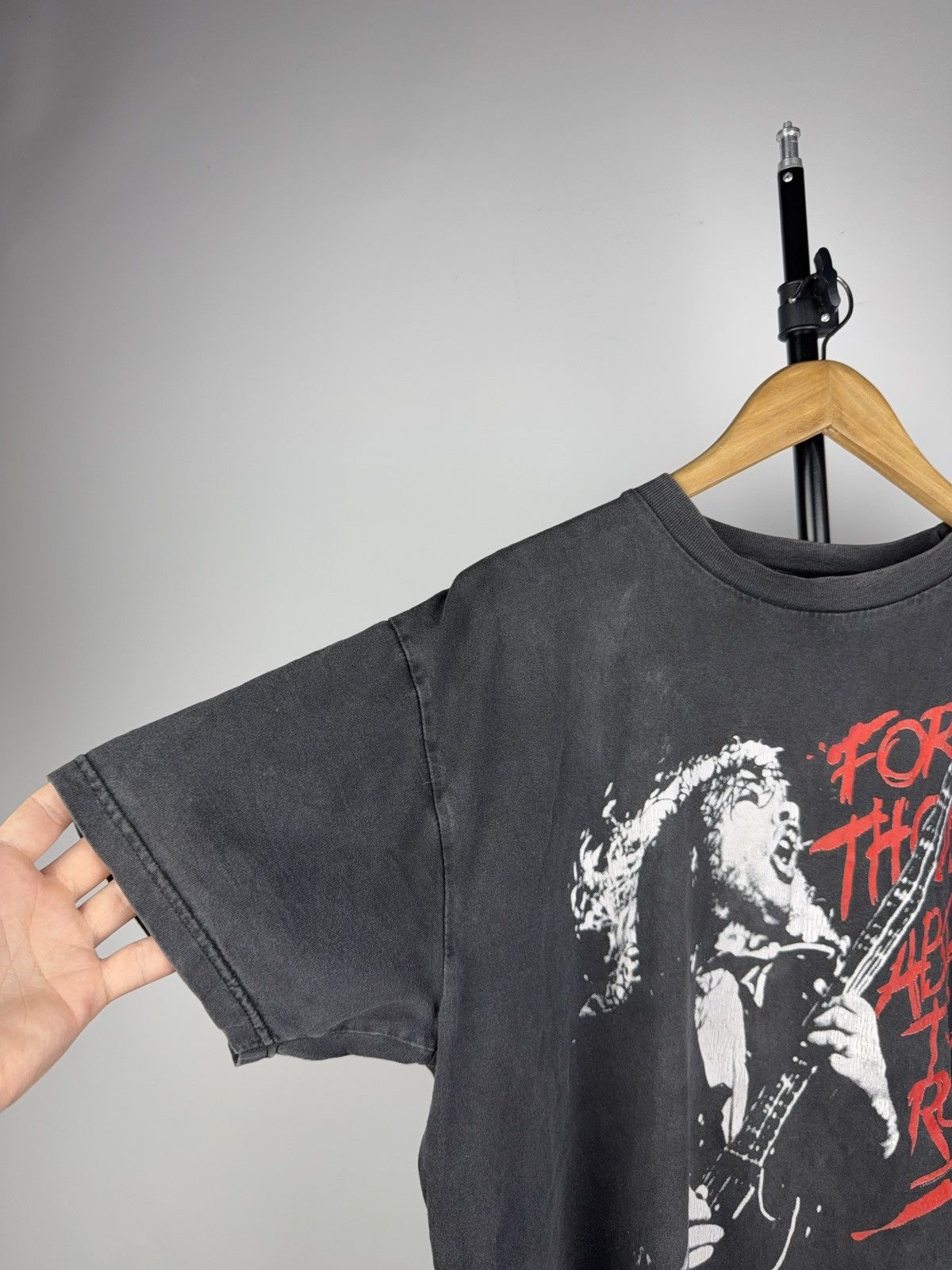 AC/DC Vintage AC/DC 2004 Rock Band Faded Tee T-shirt We Salute You Size US L / EU 52-54 / 3 - 6 Thumbnail