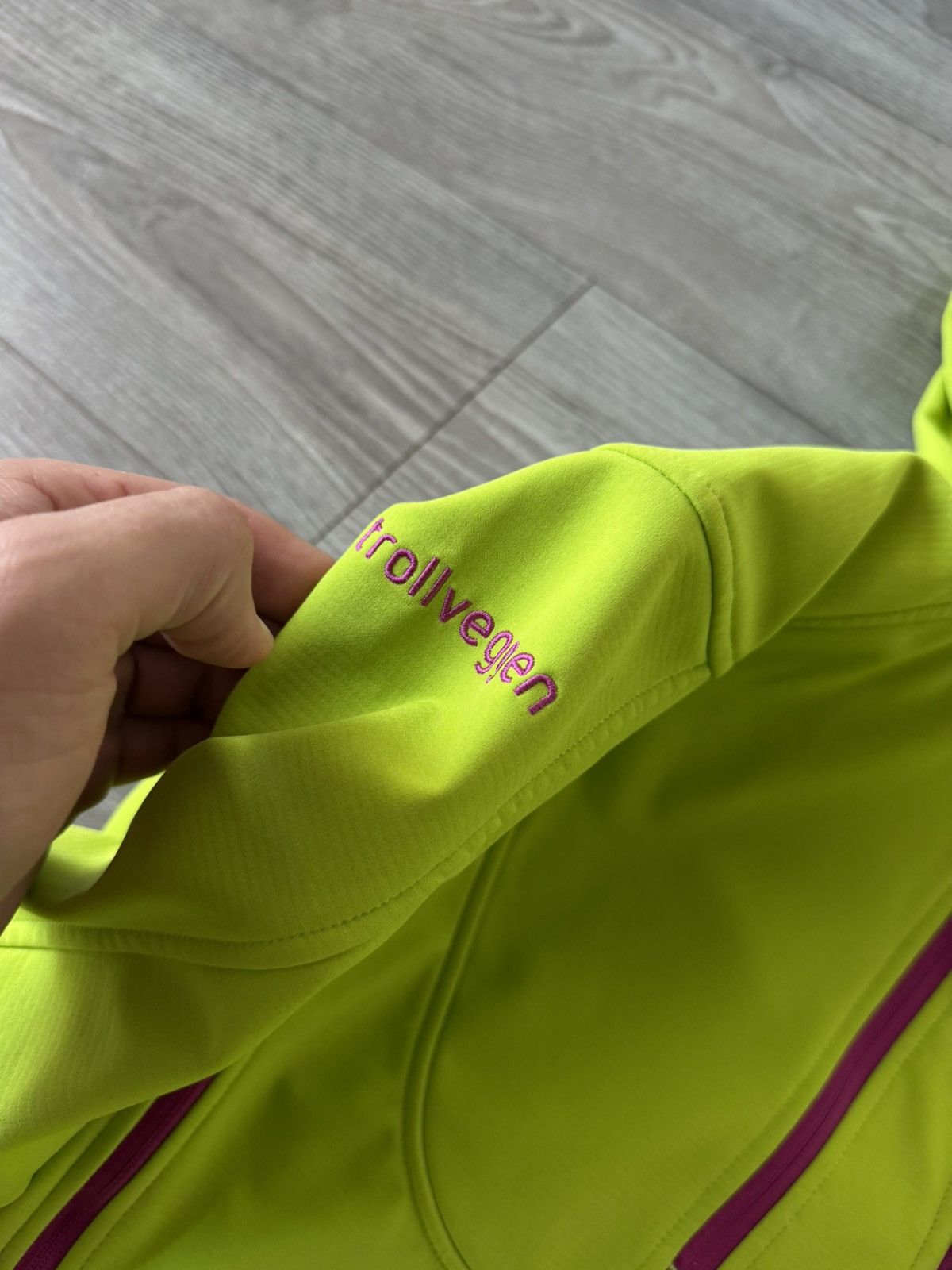 Norrona Norrona Trollveggen Flex3 Birch Tree Green Woman’s Jacket Size L / US 10 / IT 46 - 7 Thumbnail