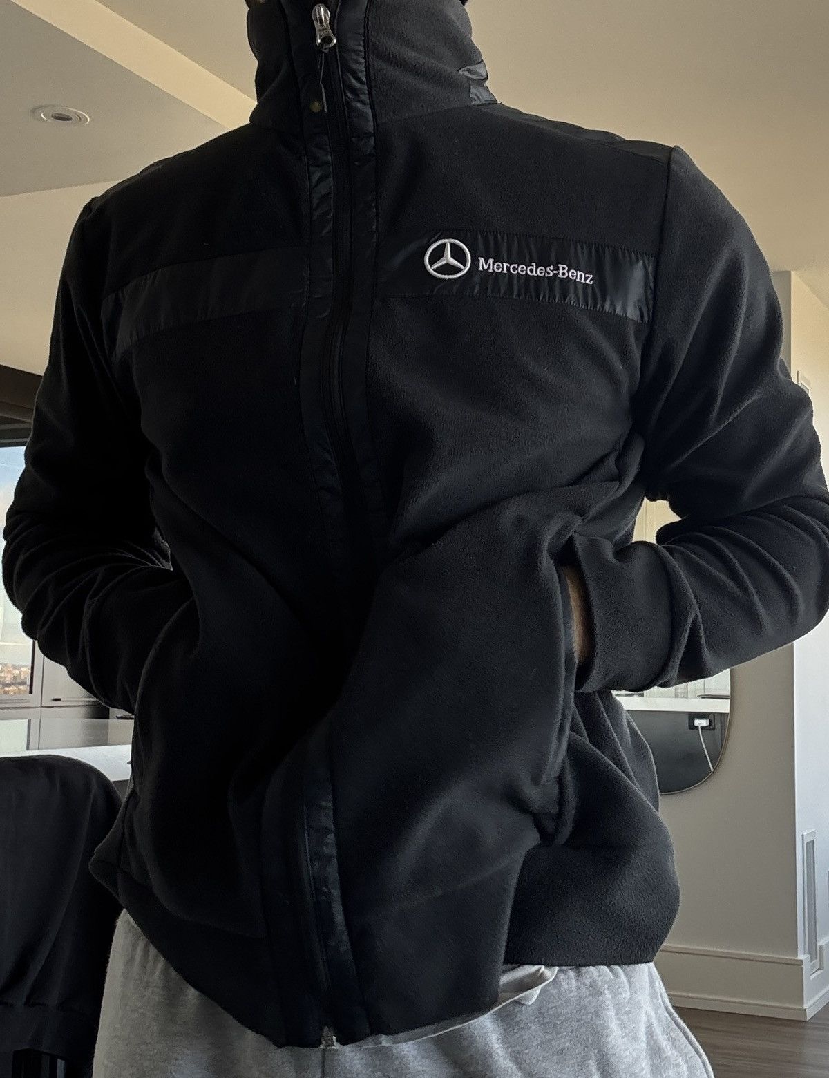 Mercedes-Benz Mercedes Benz Fleece Padded Zip Up Jacket Black Size US L / EU 52-54 / 3 - 1 Thumbnail