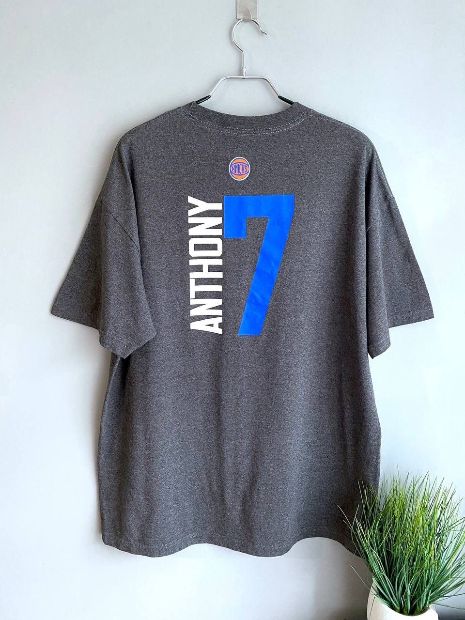 Majestic × NBA NBA Basketball T-Shirt New York Knicks #7 ANTHONY, Size XL Size US XL / EU 56 / 4 - 2 Thumbnail