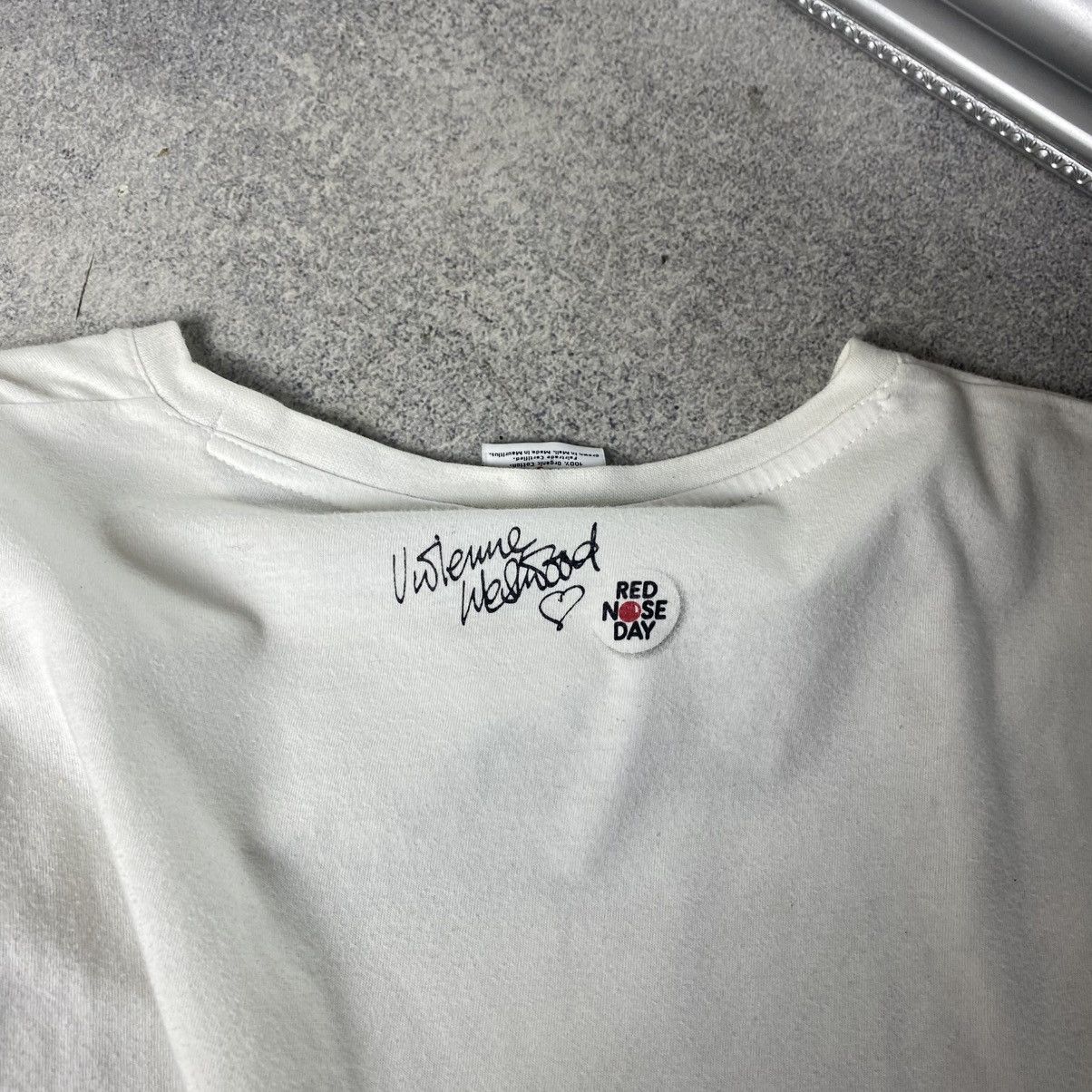 Vivienne Westwood Vivienne Westwood T-shirt big logo tee Size L Size US L / EU 52-54 / 3 - 11 Thumbnail