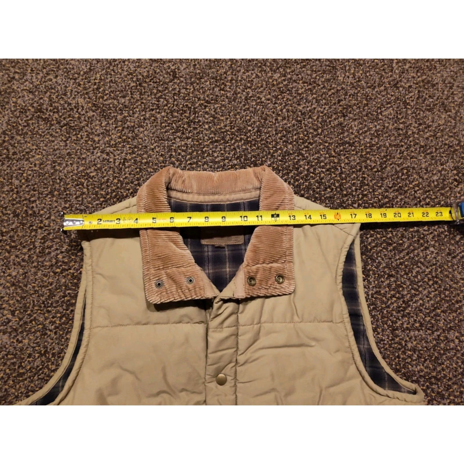 Old Navy Vintage Old Navy Quilted Puffer Snap Vest Lined Corduroy Collar Men’s Sz L Beige Size US L / EU 52-54 / 3 - 7 Thumbnail