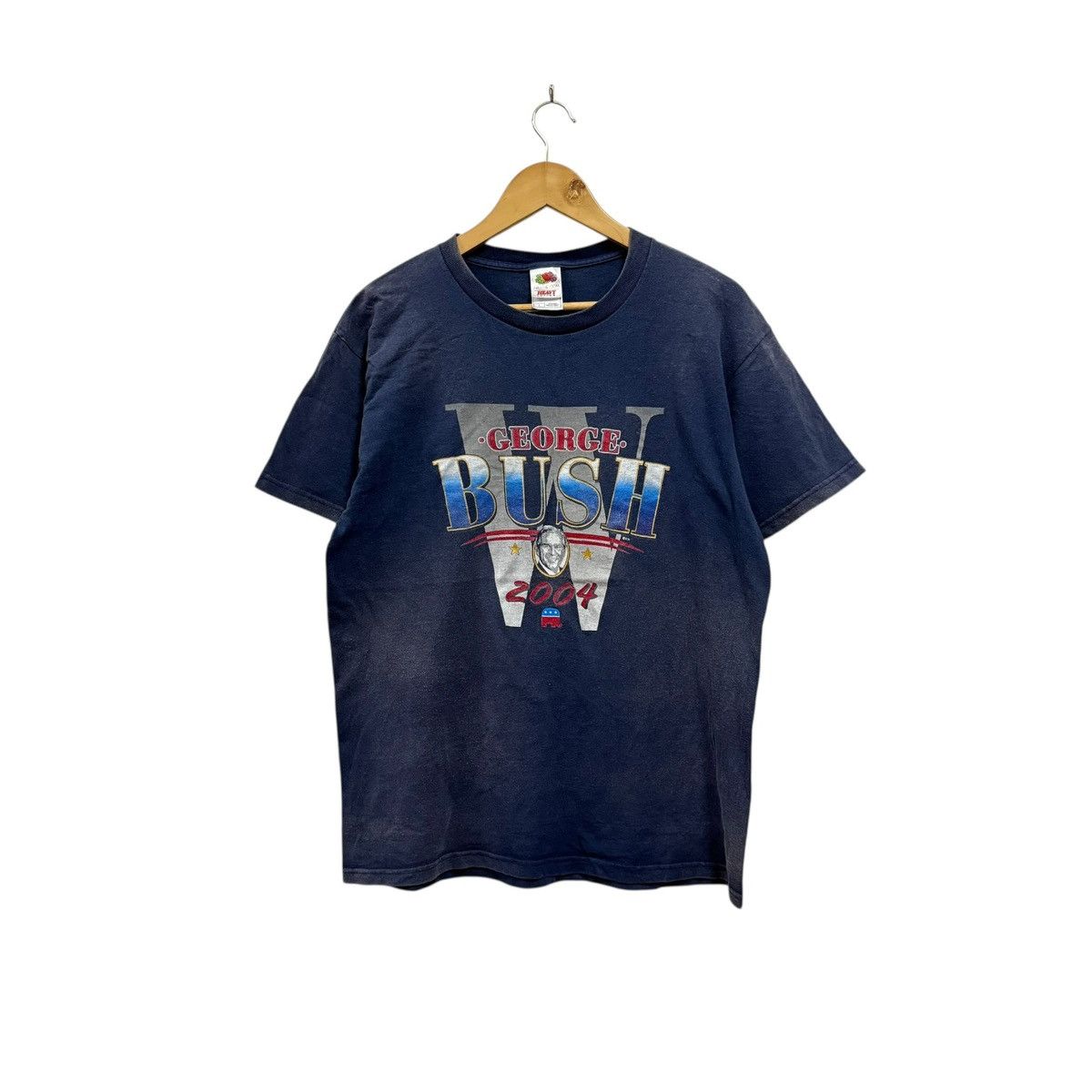 Vintage Vintage Y2K George Bush Tshirt Size US L / EU 52-54 / 3 - 1 Thumbnail