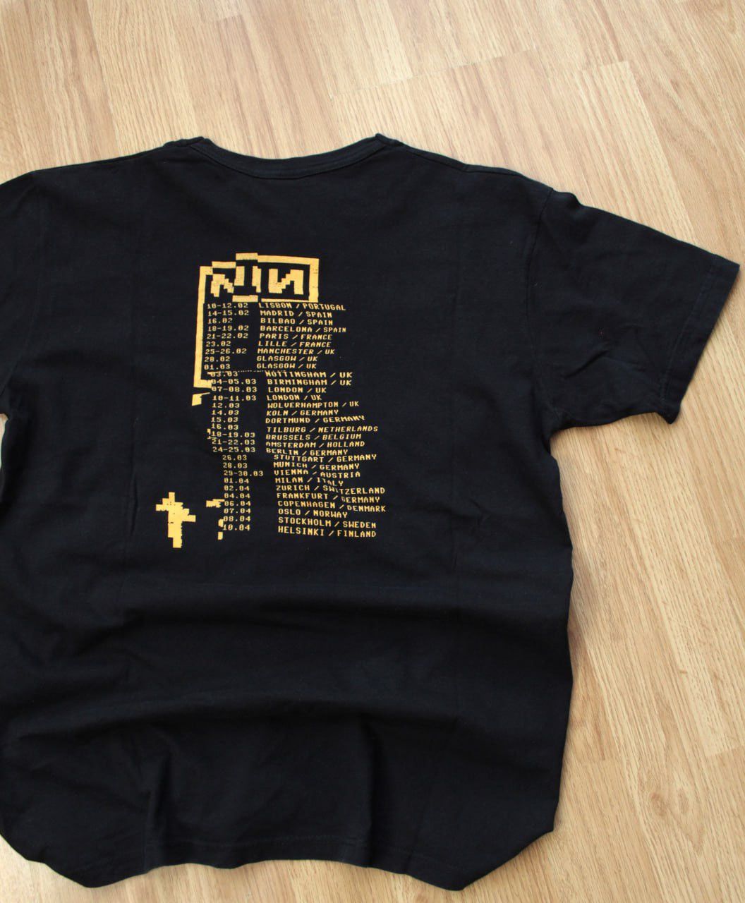 Band Tees × Vintage 🔥 2007 NINE INCH NAILS Rare Tour T Shirt Australia Japan Size US S / EU 44-46 / 1 - 3 Thumbnail