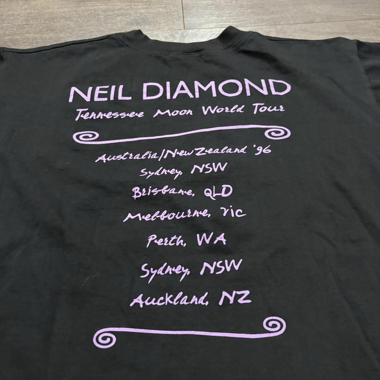 Designer vintage Neil diamond tennesse moon tour t shirt 90s M Size US M / EU 48-50 / 2 - 6 Thumbnail
